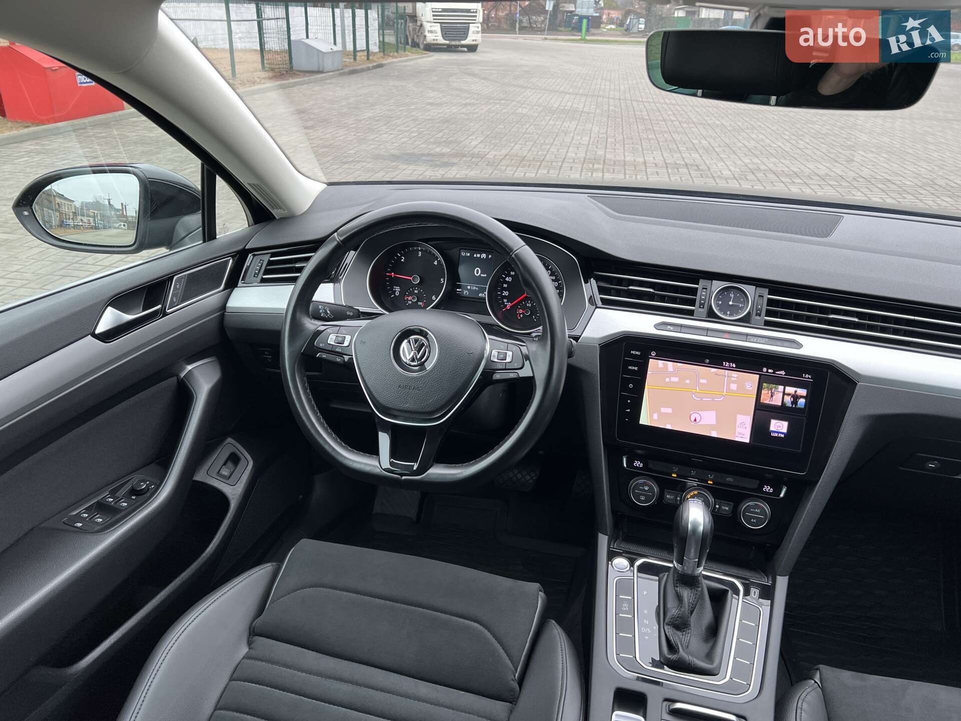 Volkswagen Passat 2017 VIN WVWZZZ3CZJE053128 фото оголошення 25 з 94