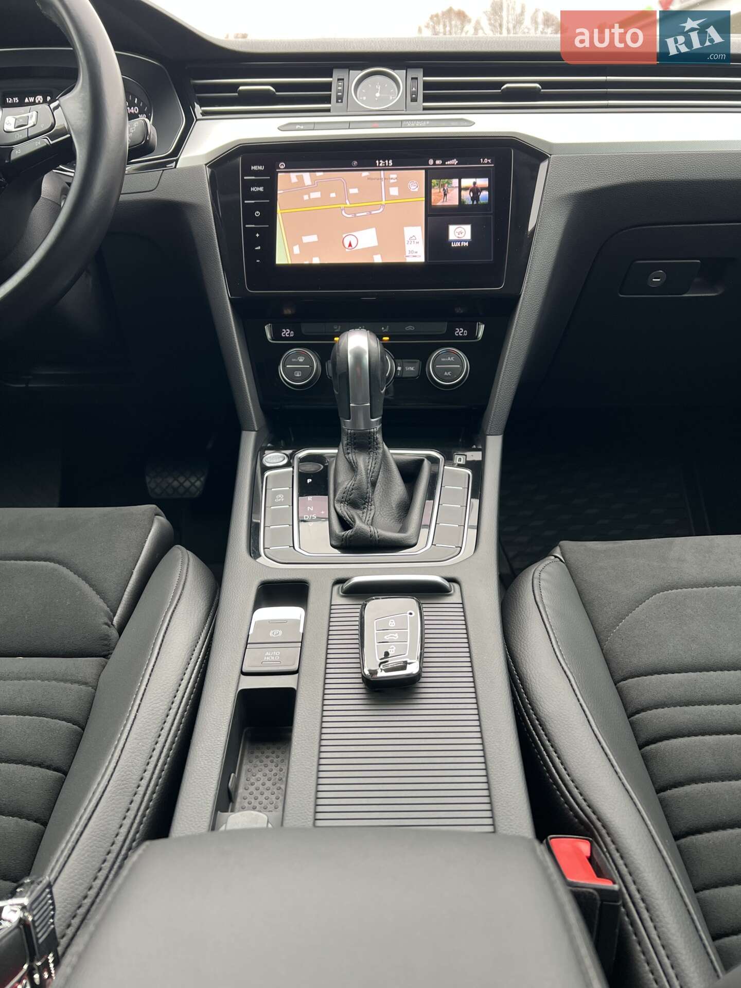 Volkswagen Passat 2017 VIN WVWZZZ3CZJE053128 фото оголошення 29 з 94