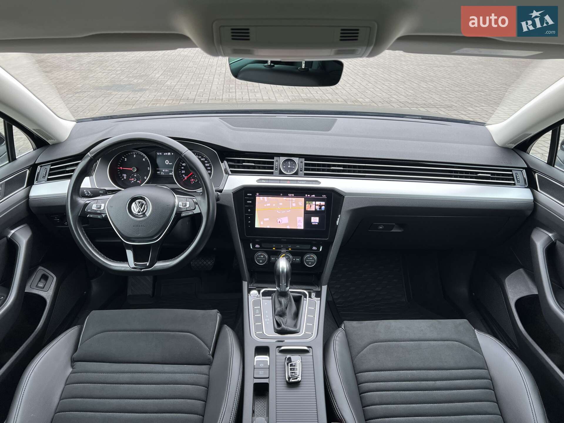 Volkswagen Passat 2017 VIN WVWZZZ3CZJE053128 фото оголошення 31 з 94