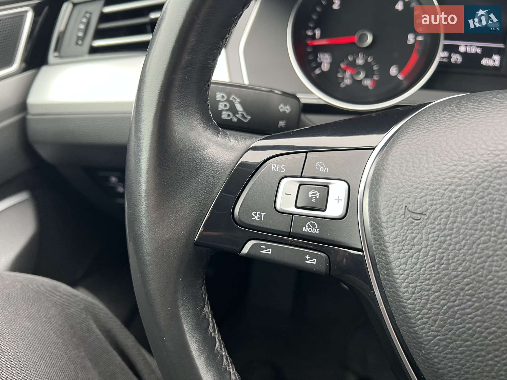 Volkswagen Passat 2017 VIN WVWZZZ3CZJE053128 фото оголошення 48 з 94