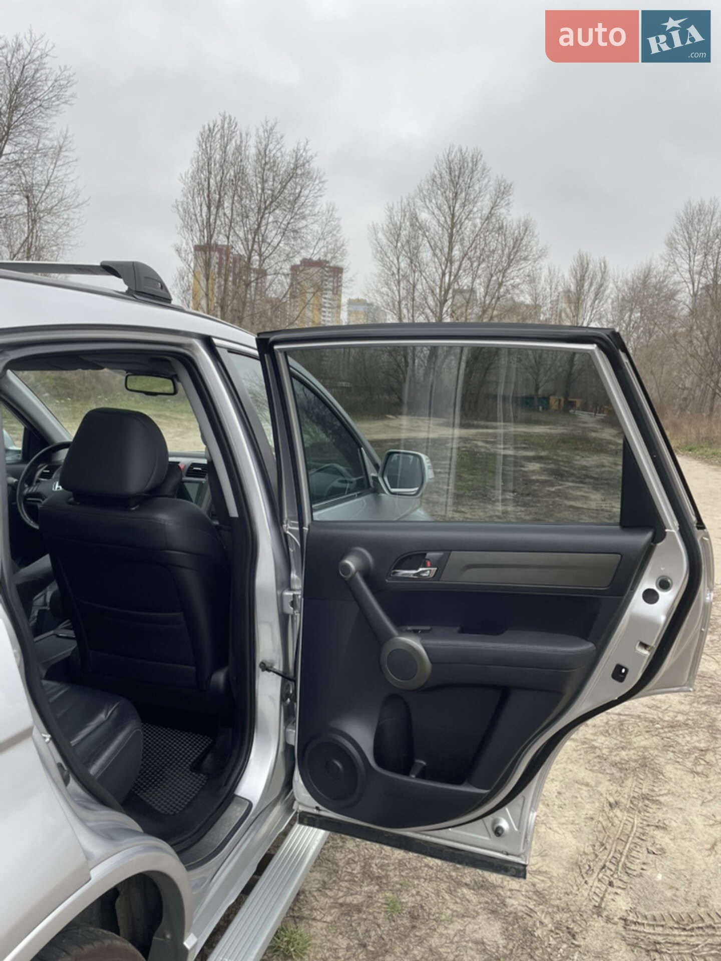Honda CR-V 2011 VIN SHSRE6870AU003832 фото оголошення 16 з 26