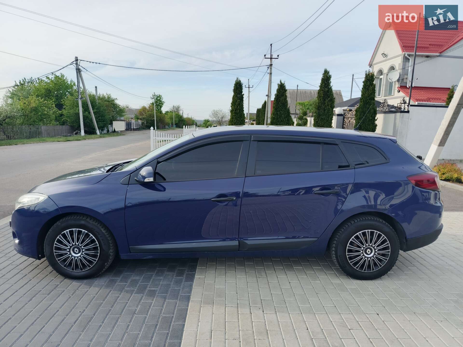 Renault Megane 2011 VIN VF1KZ5G0646376703 фото оголошення 3 з 11