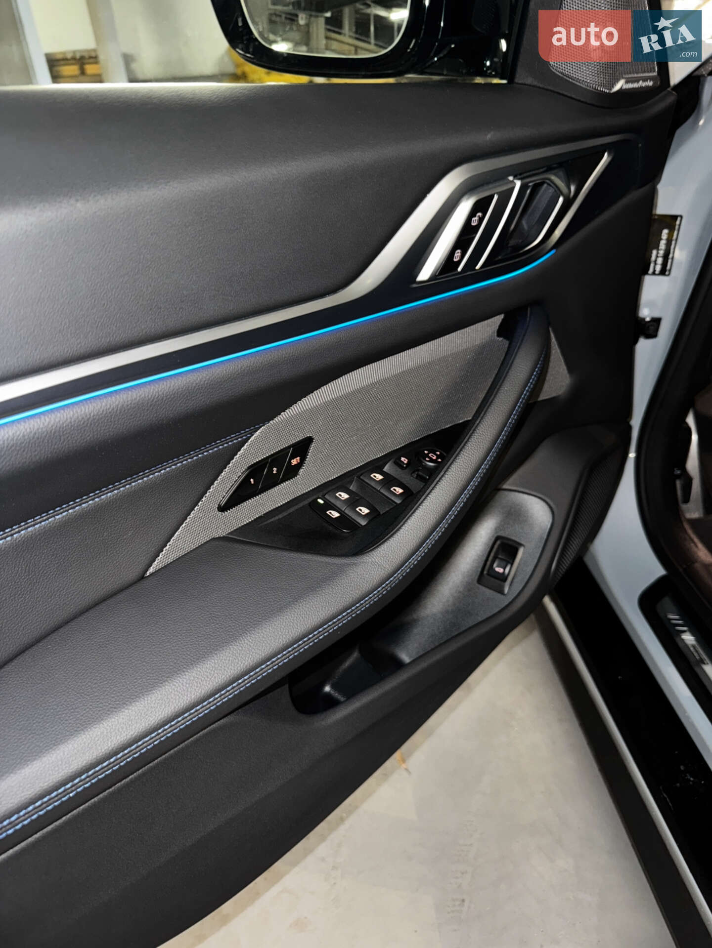 BMW i4 2024 VIN WBY31HD010FU23491 фото оголошення 18 з 29