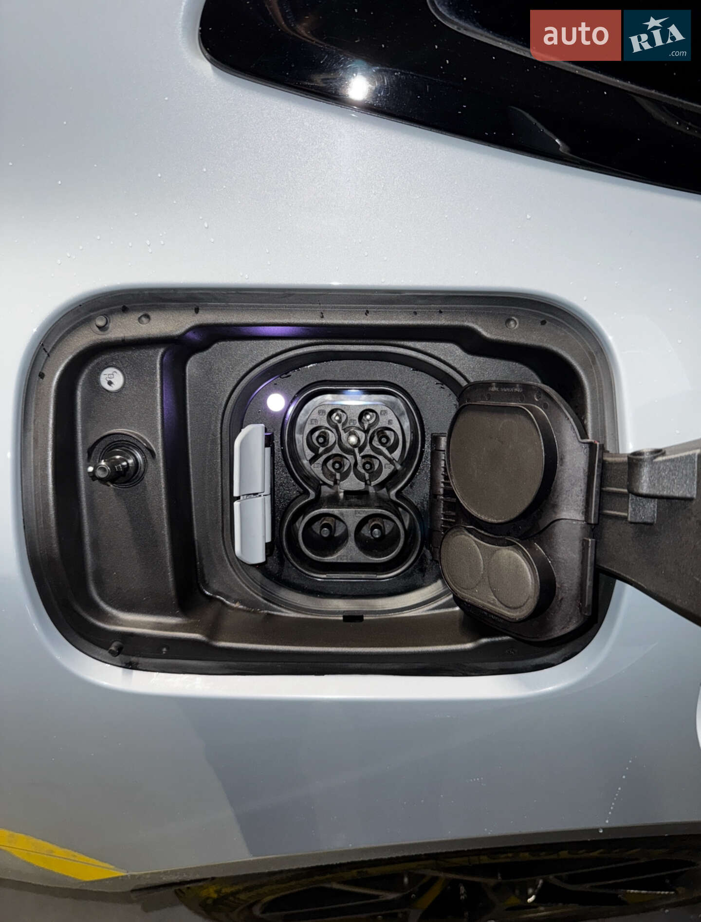 BMW i4 2024 VIN WBY31HD010FU23491 фото оголошення 29 з 29