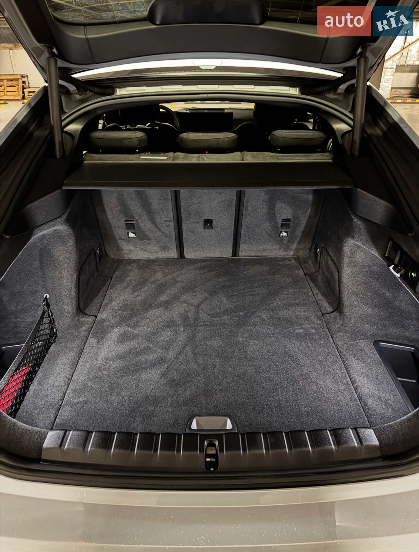 BMW i4 2024 VIN WBY31HD010FU23491 фото оголошення 25 з 29