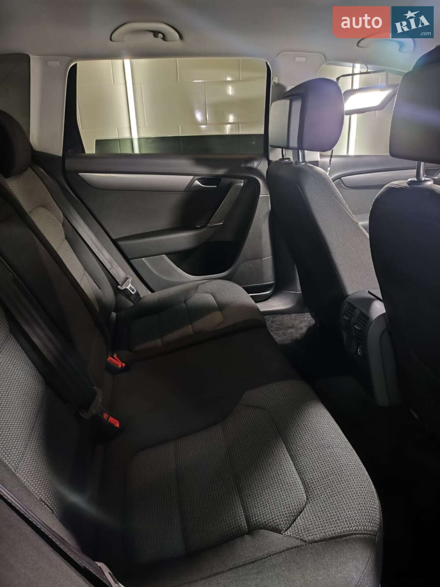 Volkswagen Passat 2012 VIN WVWZZZ3CZCE186184 фото оголошення 5 з 24