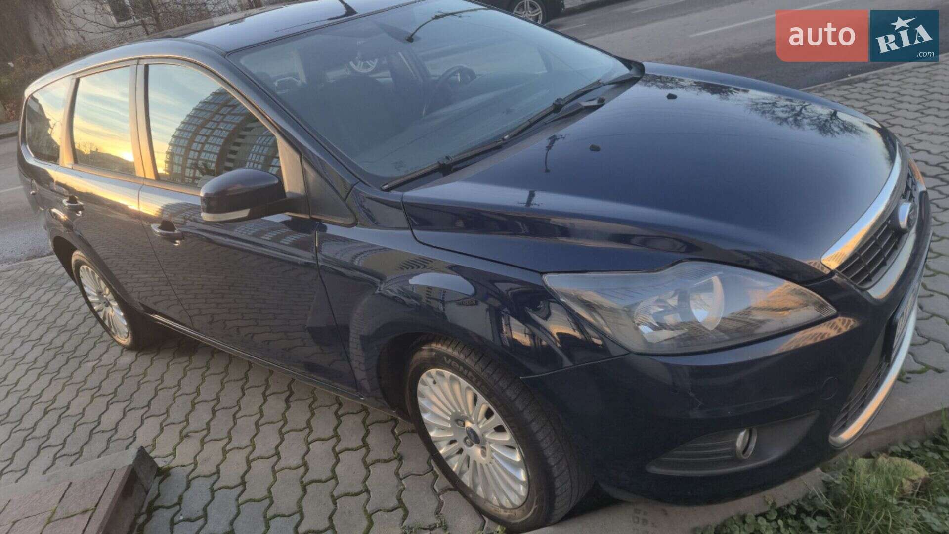 Ford Focus 2010 VIN WF0SXXGCDSAA67654 фото оголошення 2 з 13