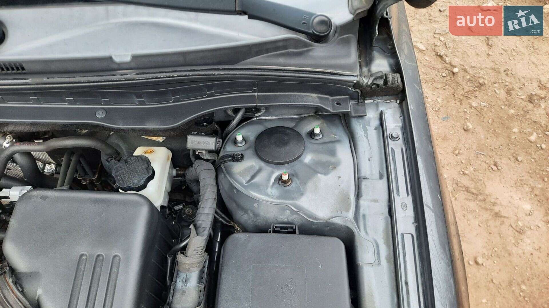 Hyundai i30 2010 VIN TMADB81CABJ051193 фото оголошення 17 з 28