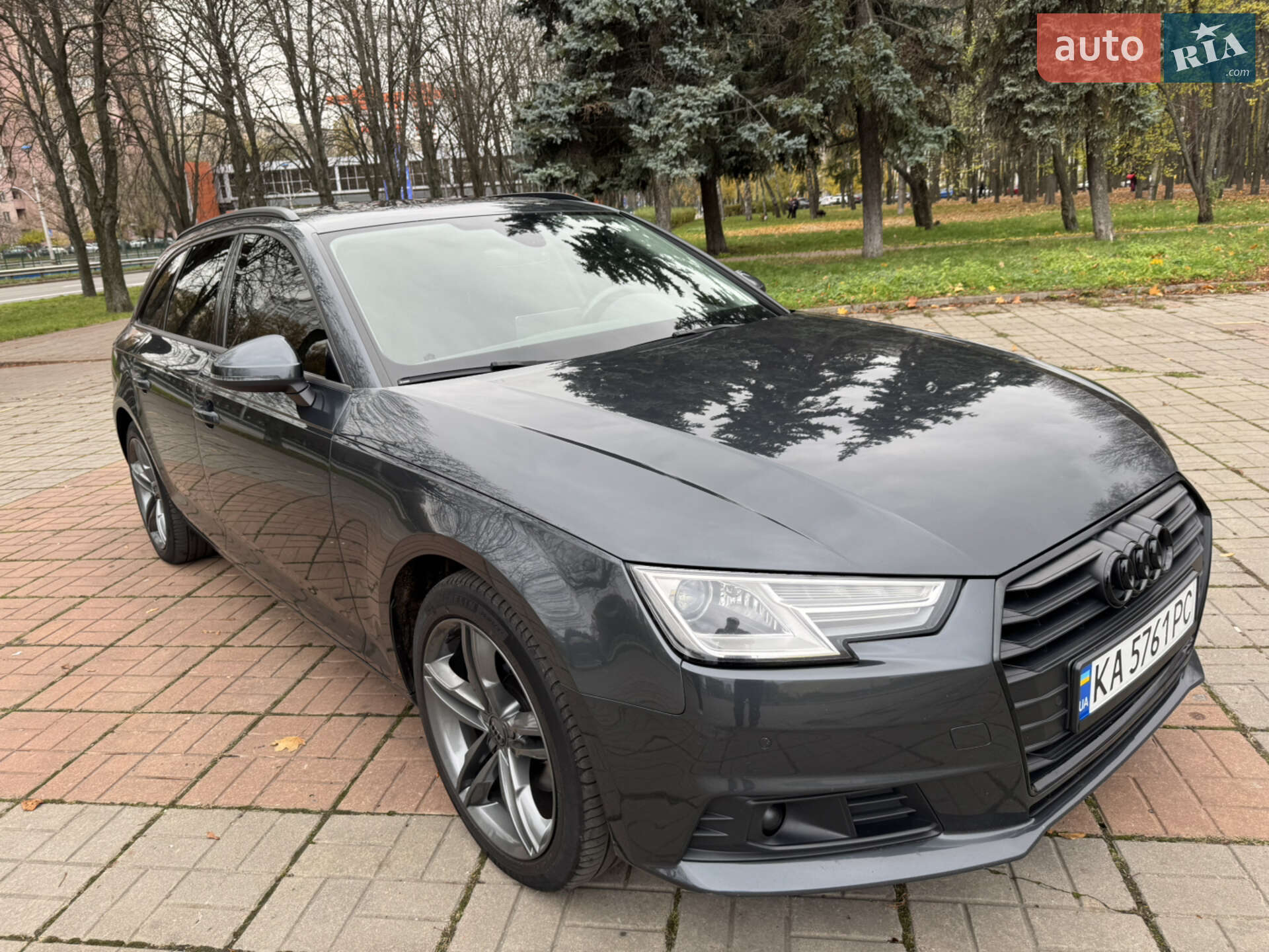 Audi A4 2016 VIN WAUZZZF42HA007949 фото оголошення 24 з 52