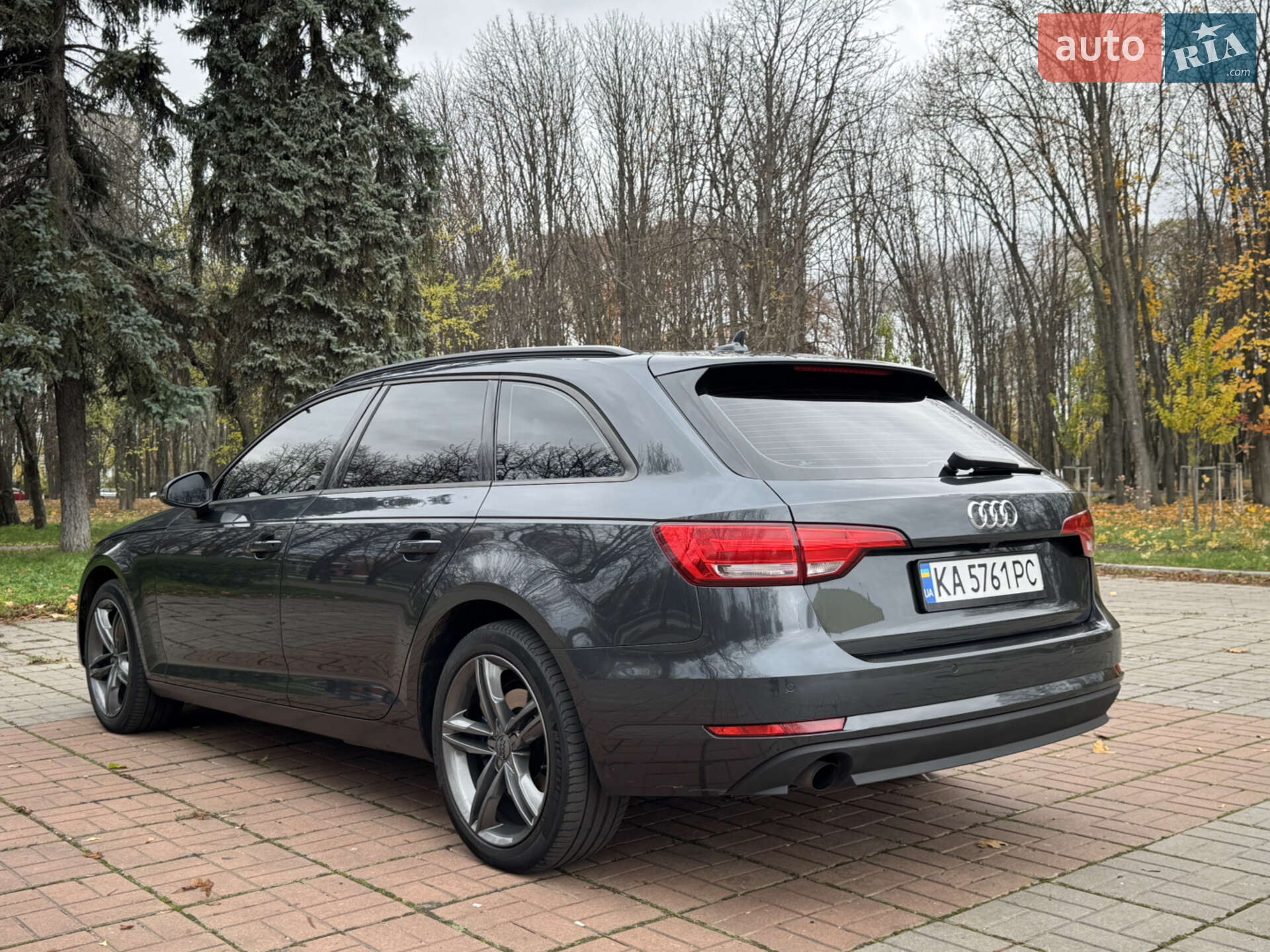 Audi A4 2016 VIN WAUZZZF42HA007949 фото оголошення 4 з 52