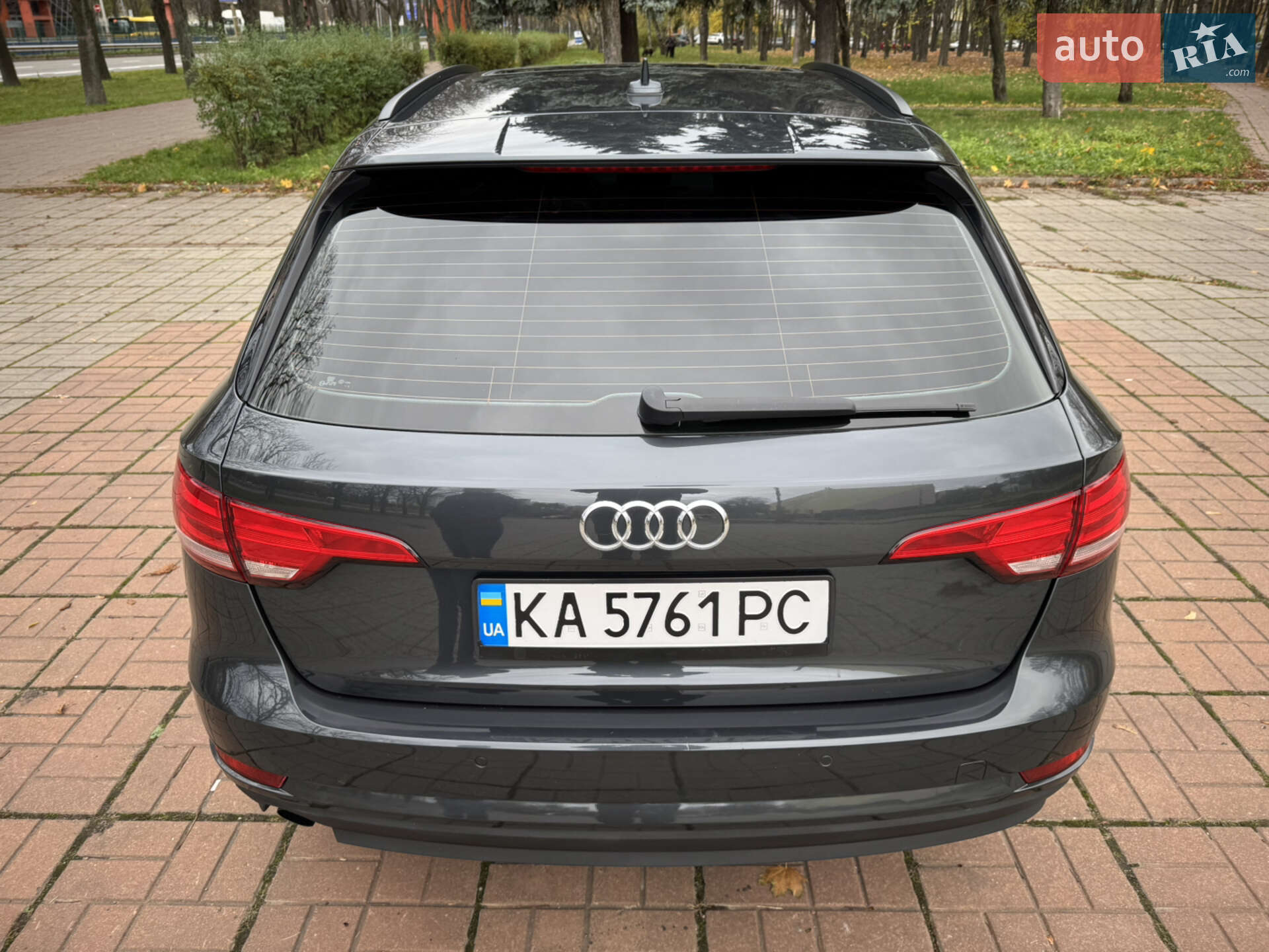 Audi A4 2016 VIN WAUZZZF42HA007949 фото оголошення 16 з 52