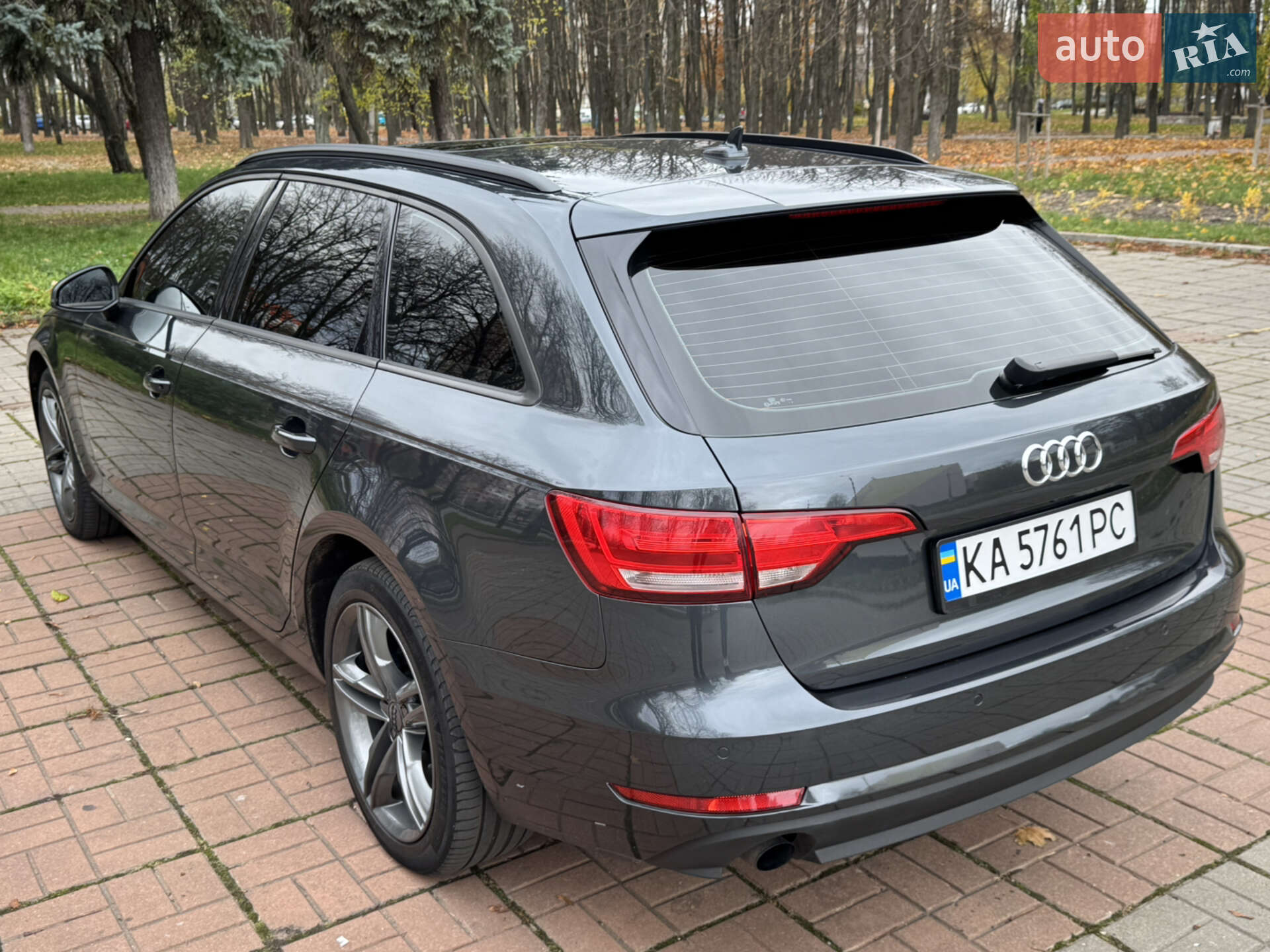 Audi A4 2016 VIN WAUZZZF42HA007949 фото оголошення 19 з 52