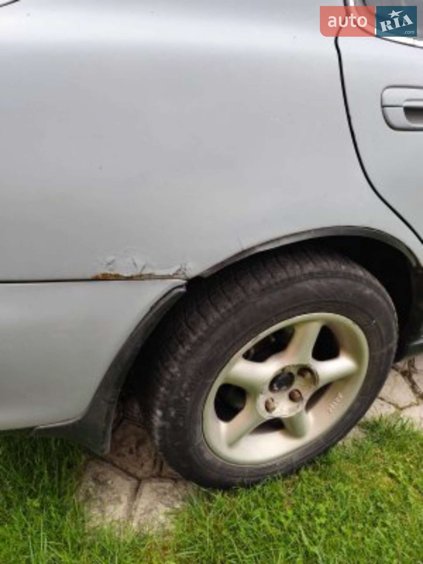 Mazda 626 1995 VIN JMZCA12A201206725 фото оголошення 6 з 8