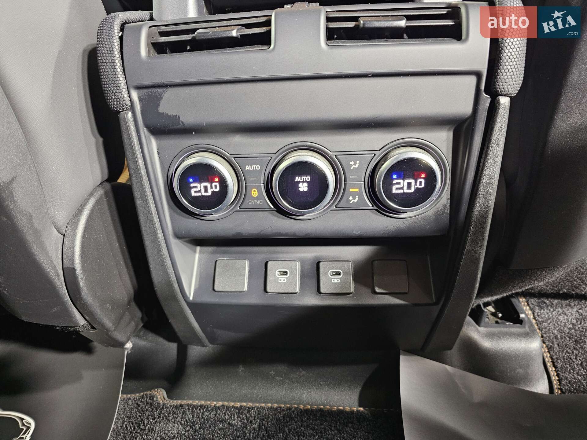 Land Rover Defender 2022 VIN SALEA7BW2P2156206 фото оголошення 19 з 51