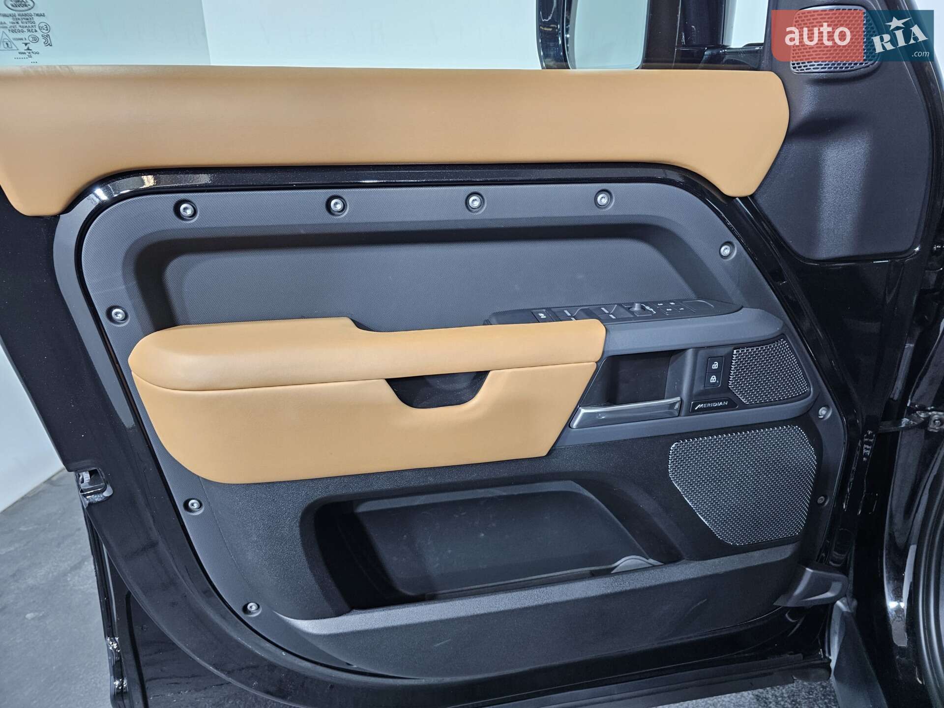 Land Rover Defender 2022 VIN SALEA7BW2P2156206 фото оголошення 30 з 51