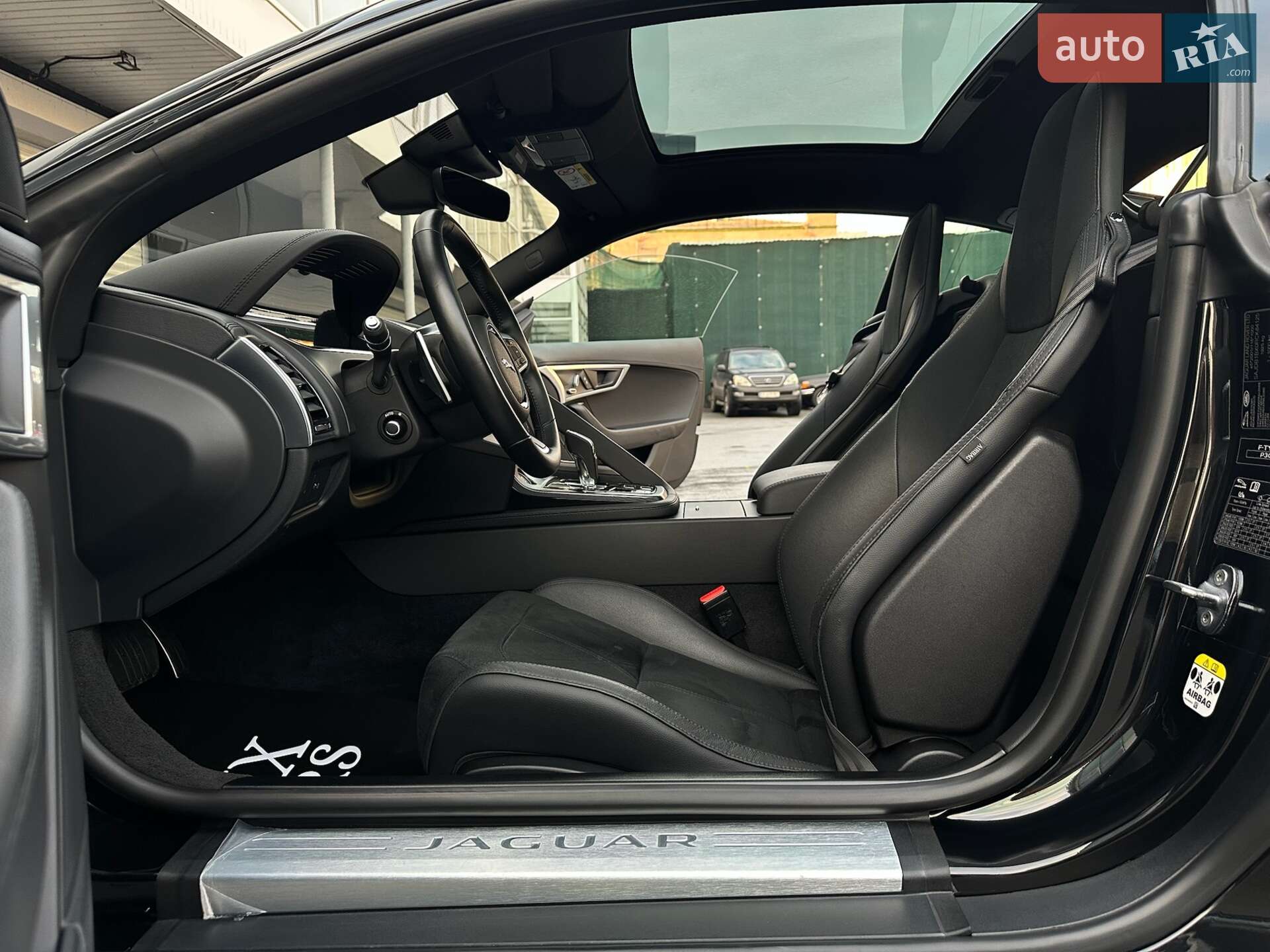 Jaguar F-Type 2023 VIN SAJDB1BX0RCK84125 фото оголошення 43 з 82
