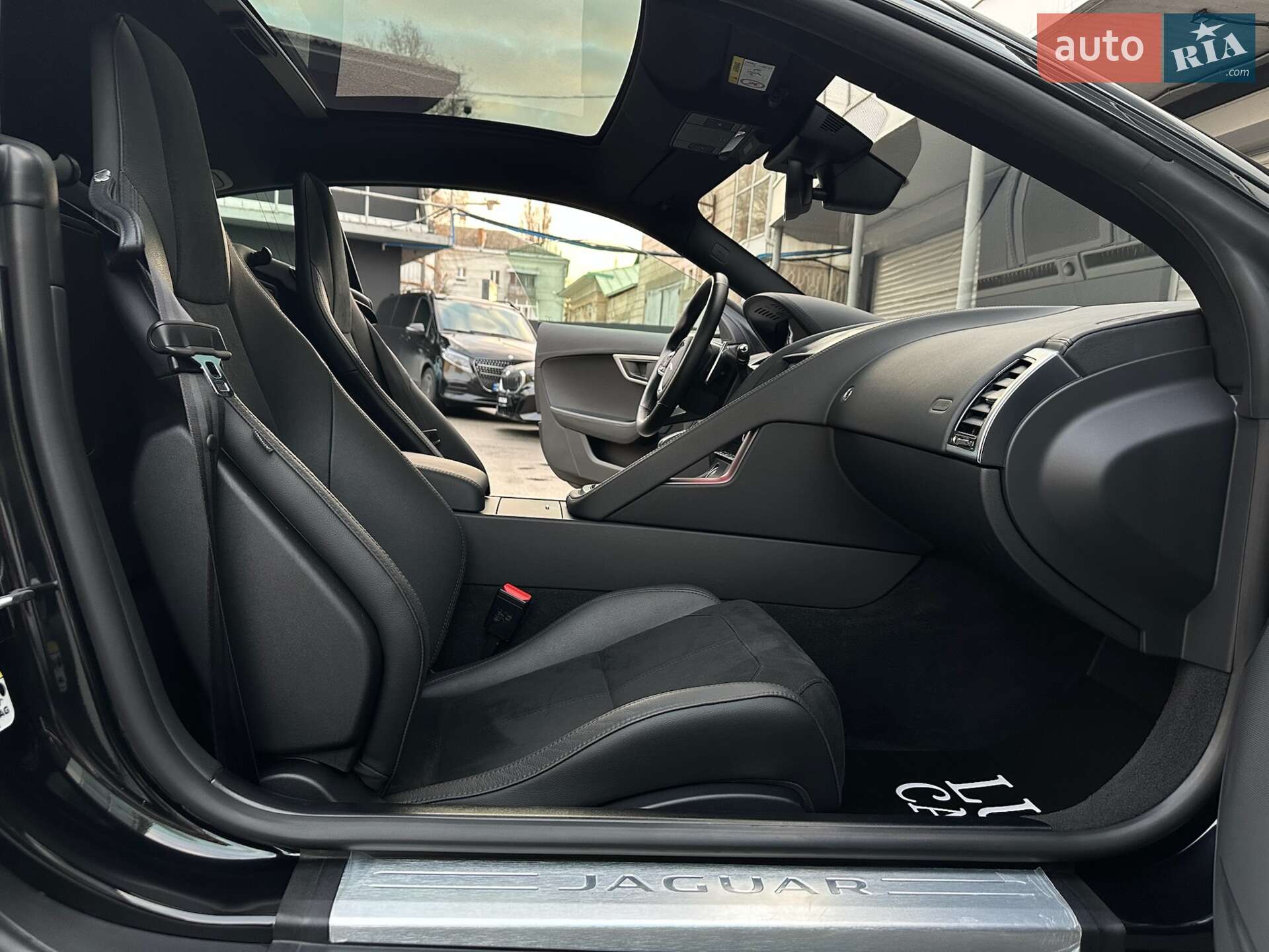 Jaguar F-Type 2023 VIN SAJDB1BX0RCK84125 фото оголошення 53 з 82