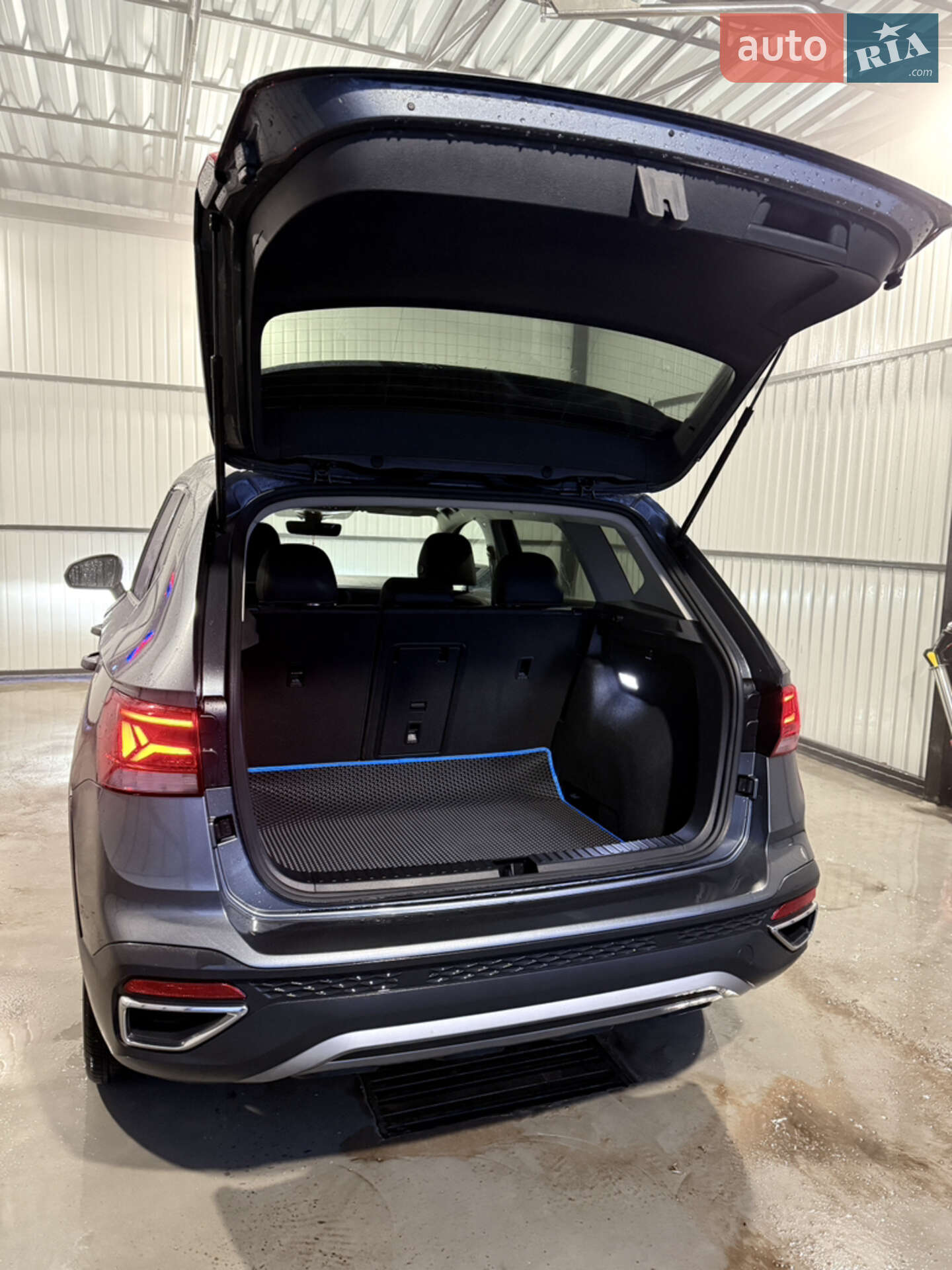 Volkswagen Taos 2024 VIN 3VVSX7B28RM115601 фото оголошення 14 з 71