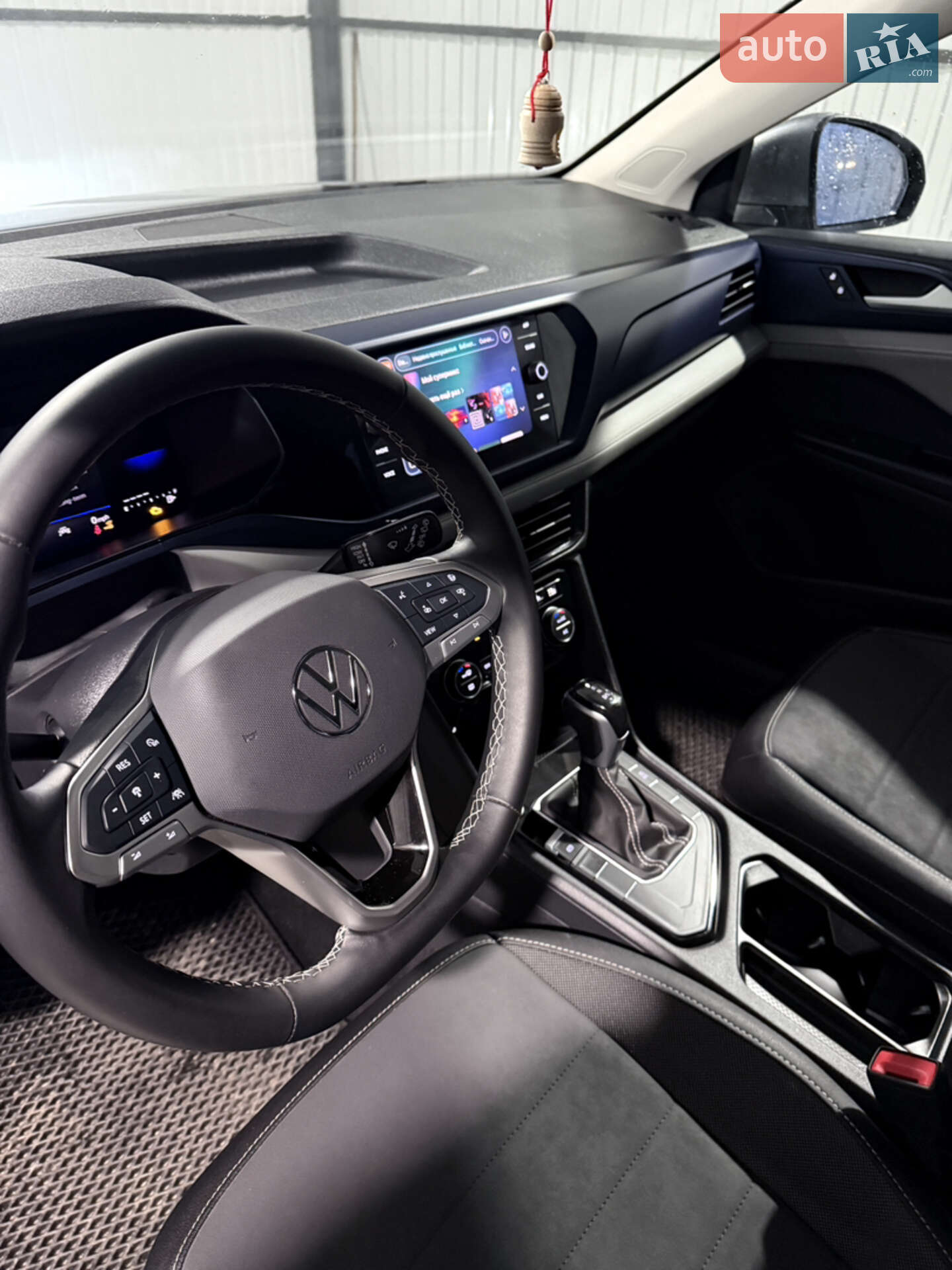 Volkswagen Taos 2024 VIN 3VVSX7B28RM115601 фото оголошення 20 з 71