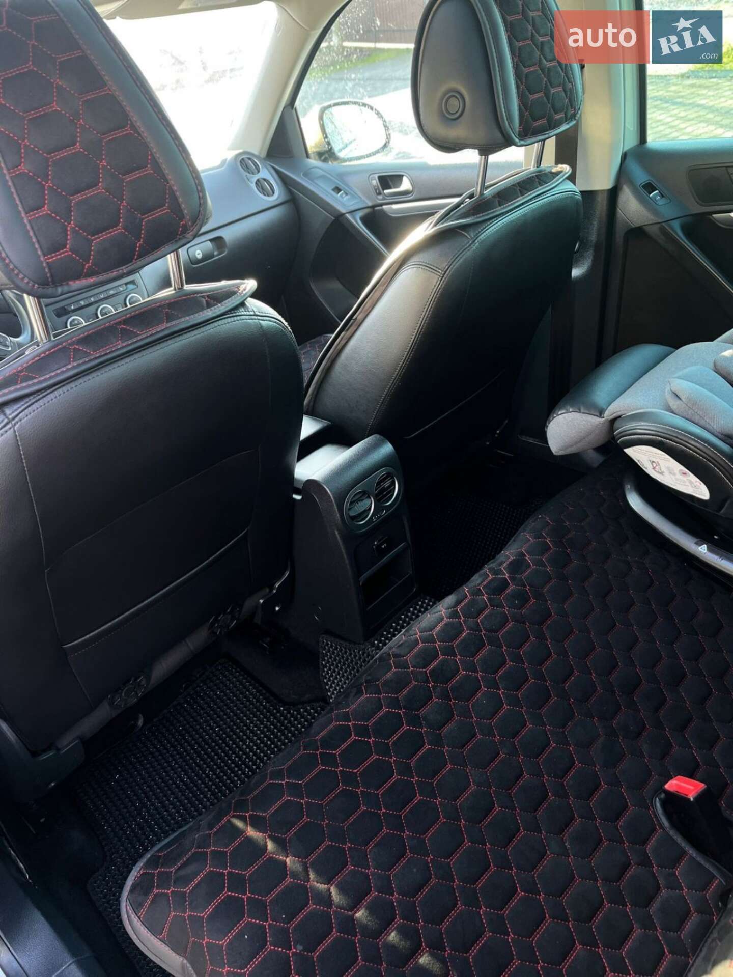 VOLKSWAGEN TIGUAN 2012 VIN WVGAV7AX6DW526920 фото оголошення 3 з 11