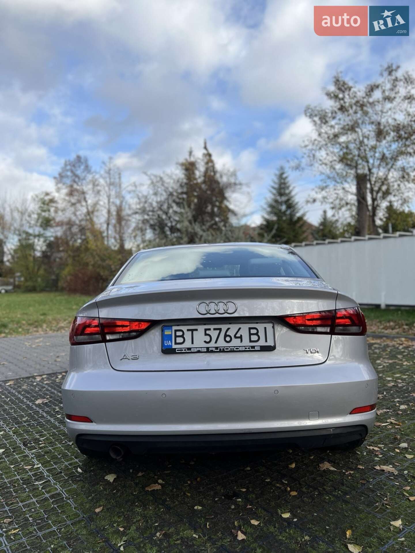 Audi A3 2014 VIN WAUZZZ8V8E1034204 фото оголошення 5 з 12