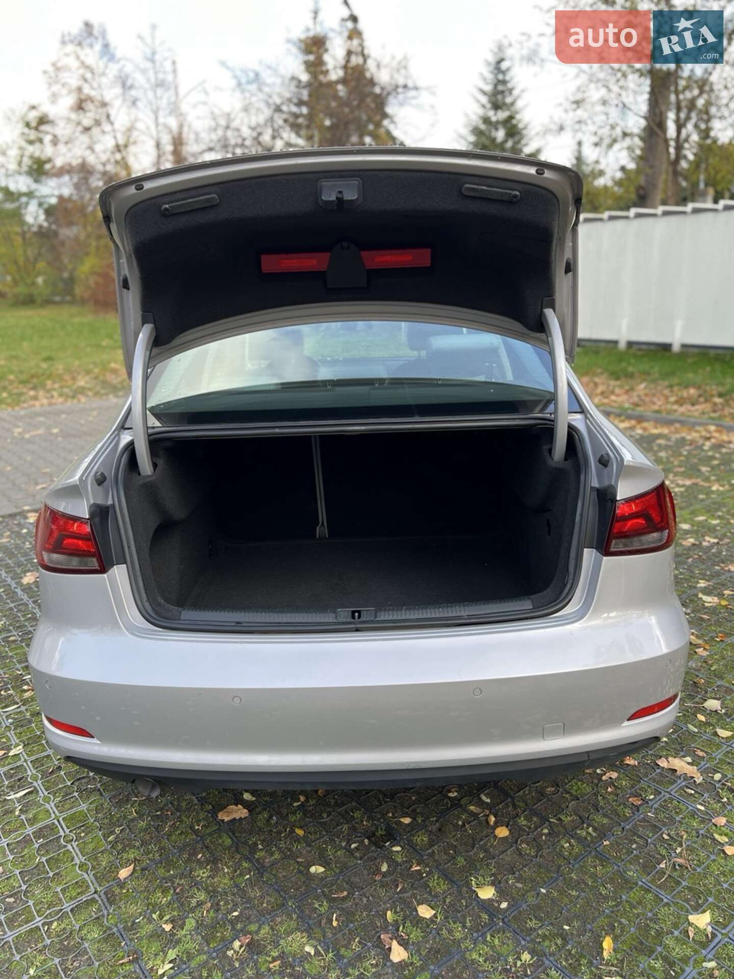 Audi A3 2014 VIN WAUZZZ8V8E1034204 фото оголошення 12 з 12