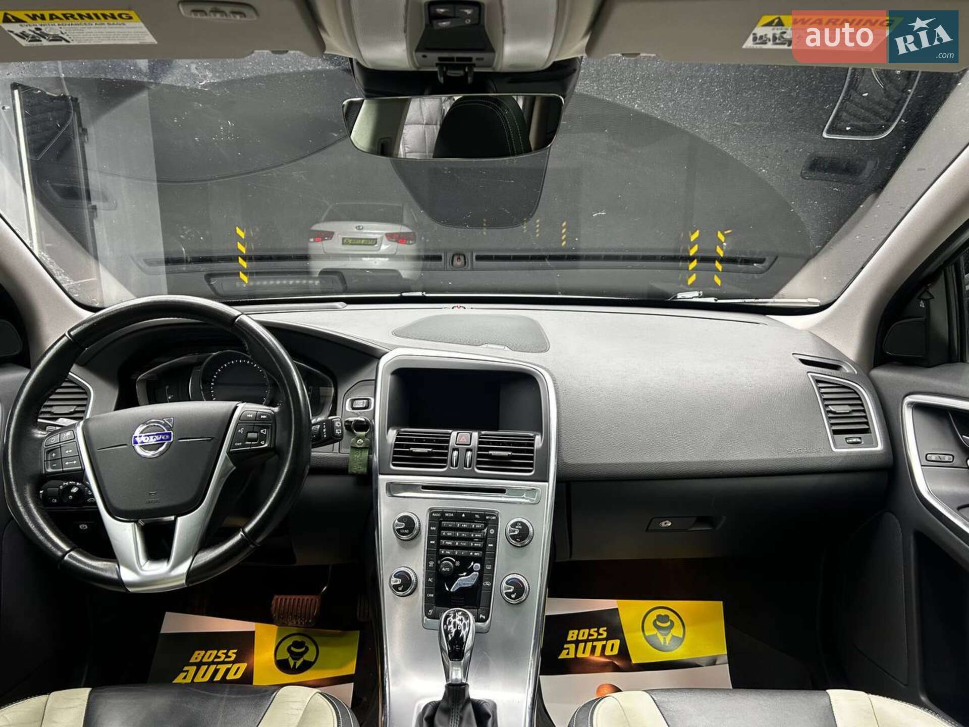 Volvo XC60 2016 VIN YV449MRR8H2107388 фото оголошення 9 з 14
