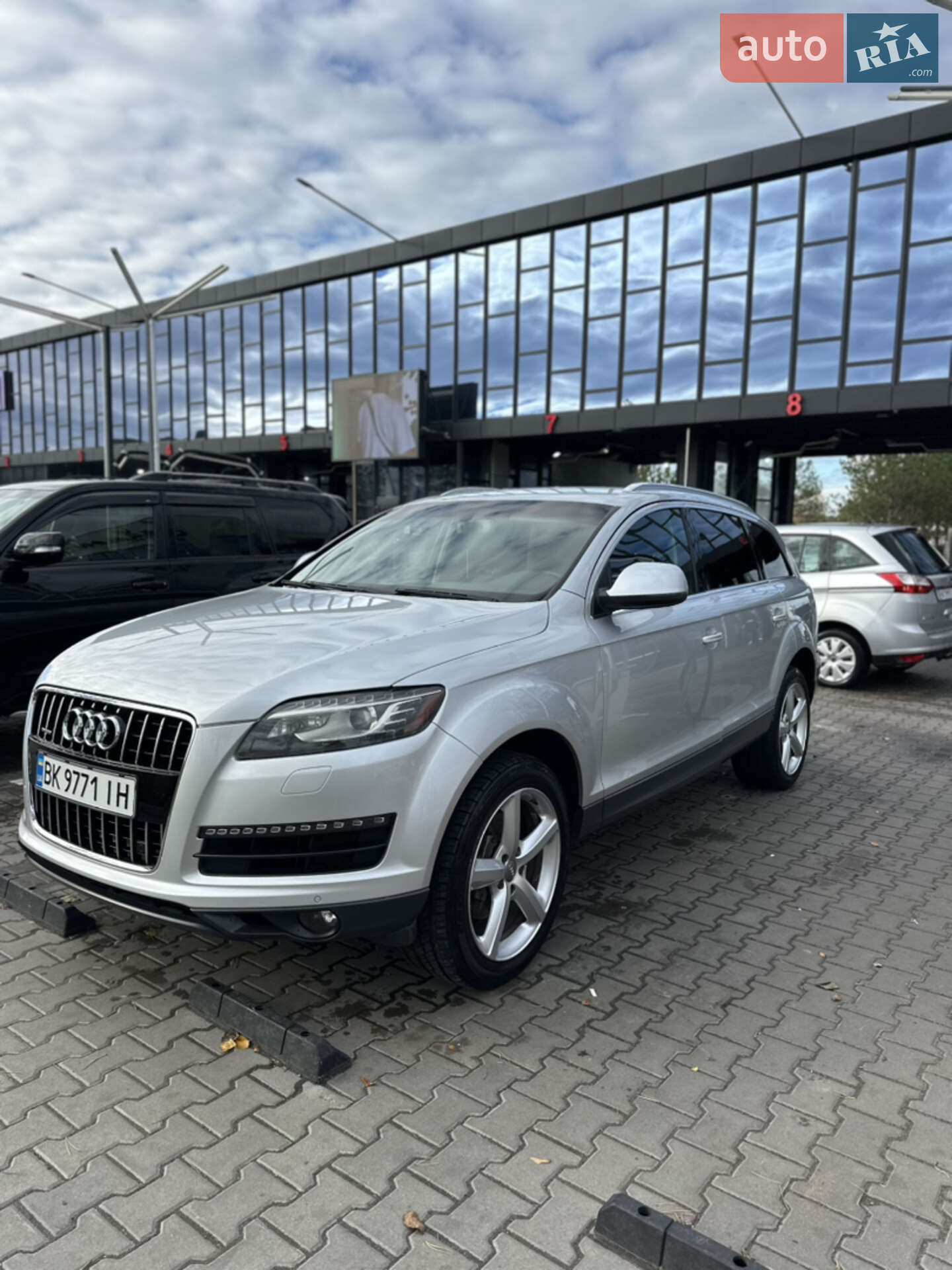 Audi Q7 2014 VIN WA1CGAFE2ED020469 фото оголошення 3 з 47
