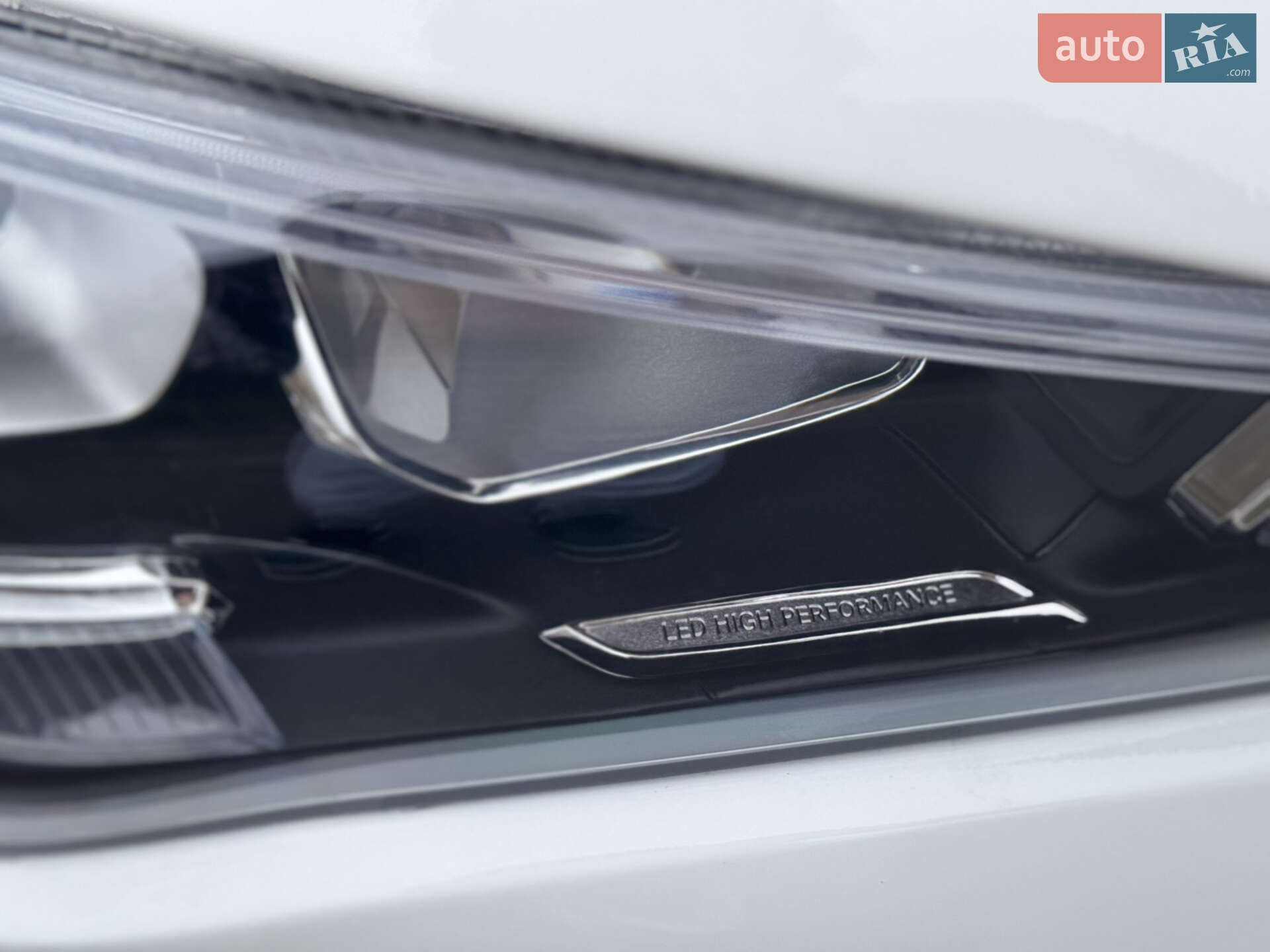Mercedes-Benz CLA-Class 2019 VIN WDD5J4GB5LN036748 фото оголошення 15 з 54
