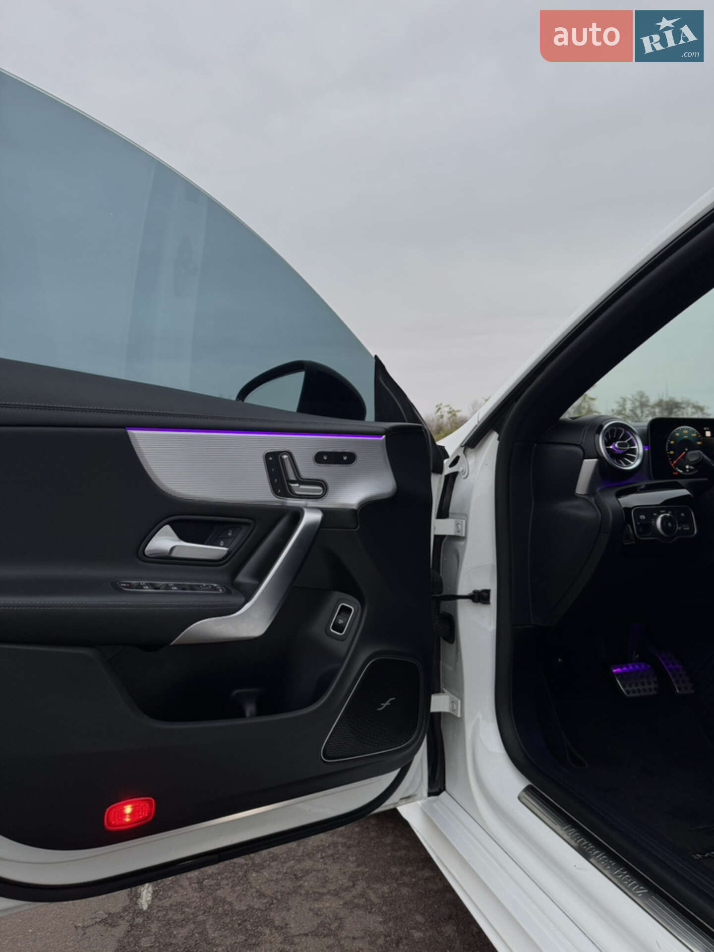 Mercedes-Benz CLA-Class 2019 VIN WDD5J4GB5LN036748 фото оголошення 20 з 54