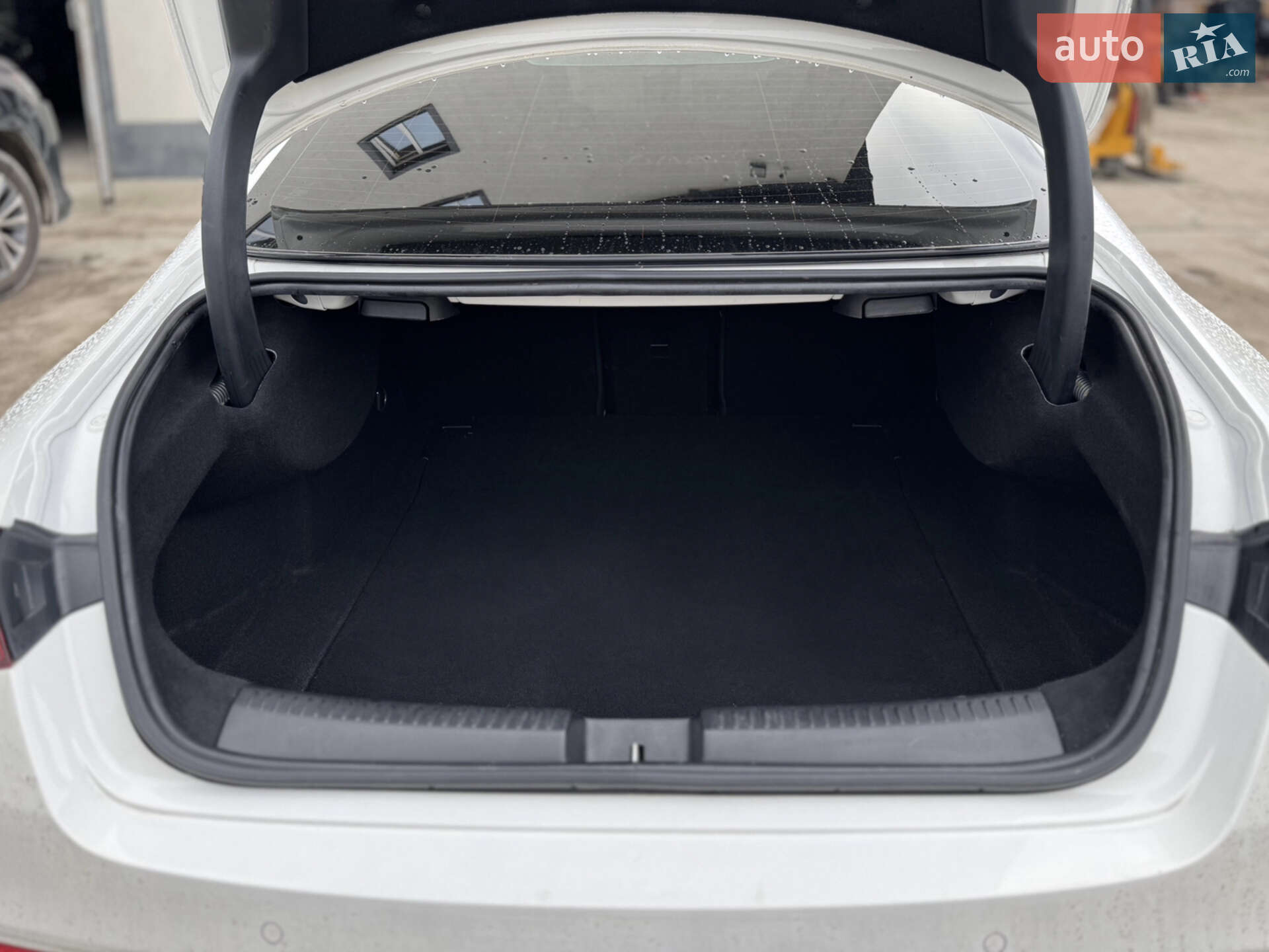 Mercedes-Benz CLA-Class 2019 VIN WDD5J4GB5LN036748 фото оголошення 50 з 54