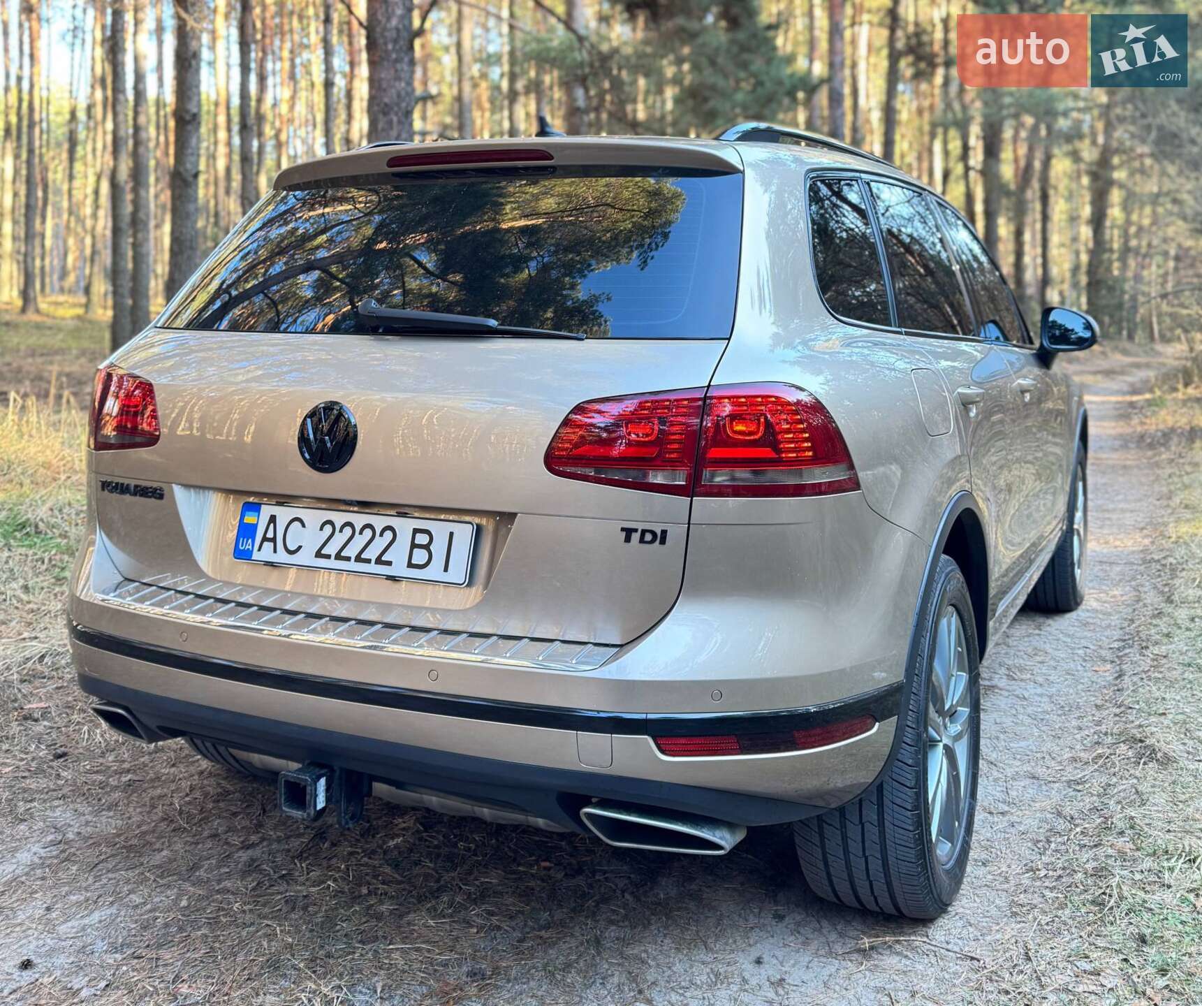 Volkswagen Touareg 2015 VIN WVGEP9BP1FD006564 фото оголошення 10 з 12