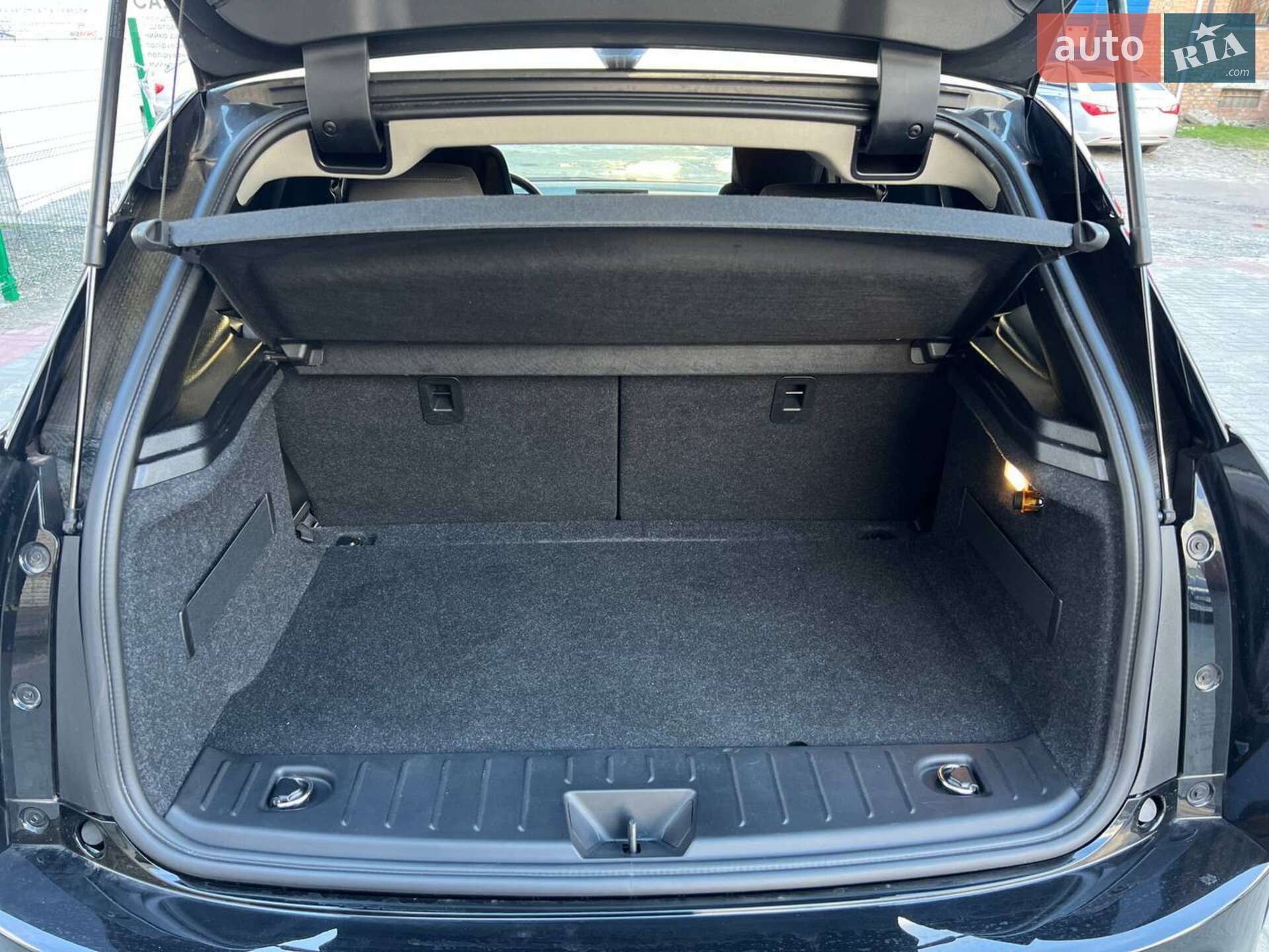 BMW I3 2022 VIN WBY8P210407L29170 фото оголошення 9 з 56