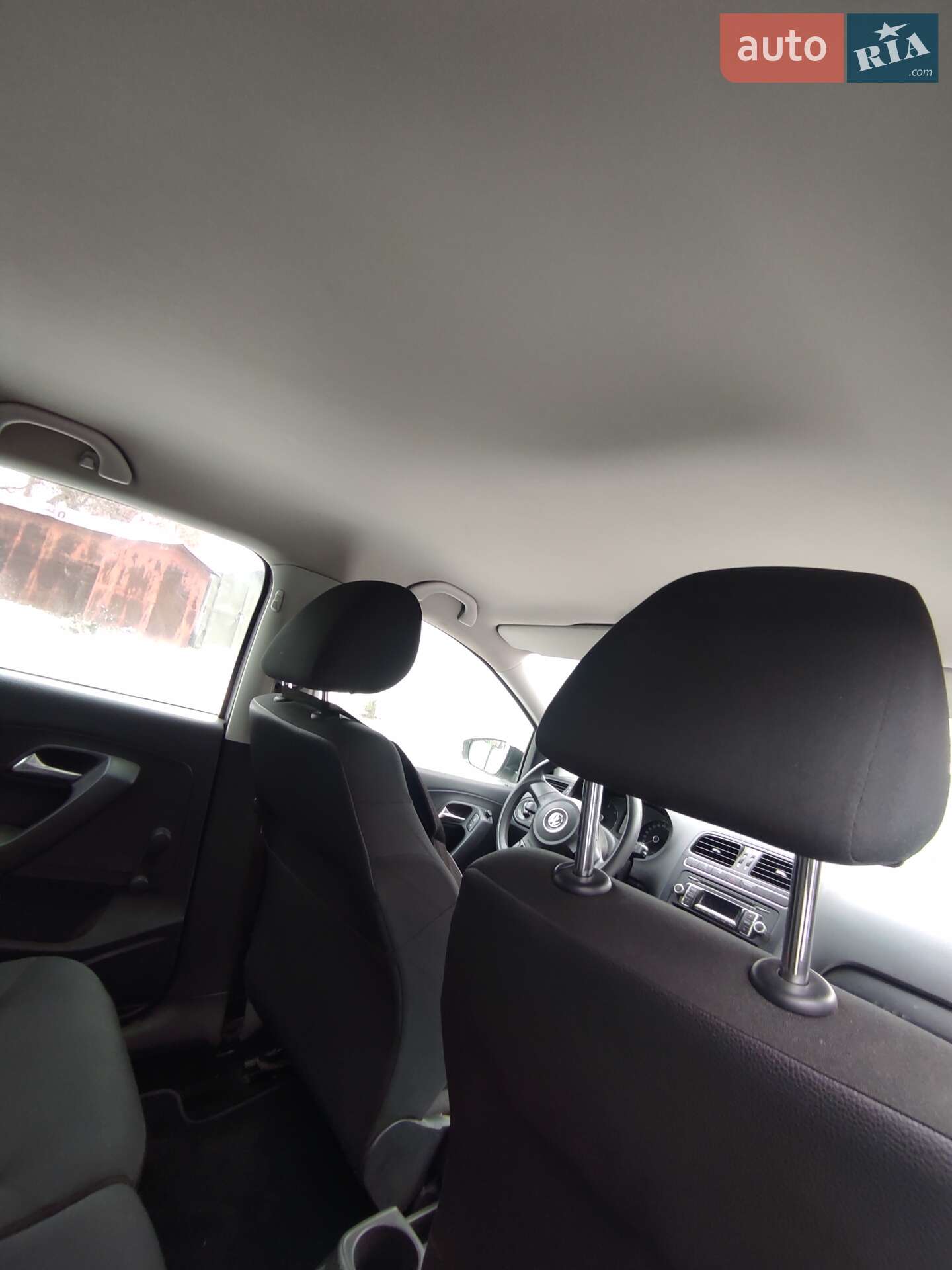 Volkswagen Polo 2011 VIN WVWZZZ6RZCY002046 фото оголошення 7 з 14
