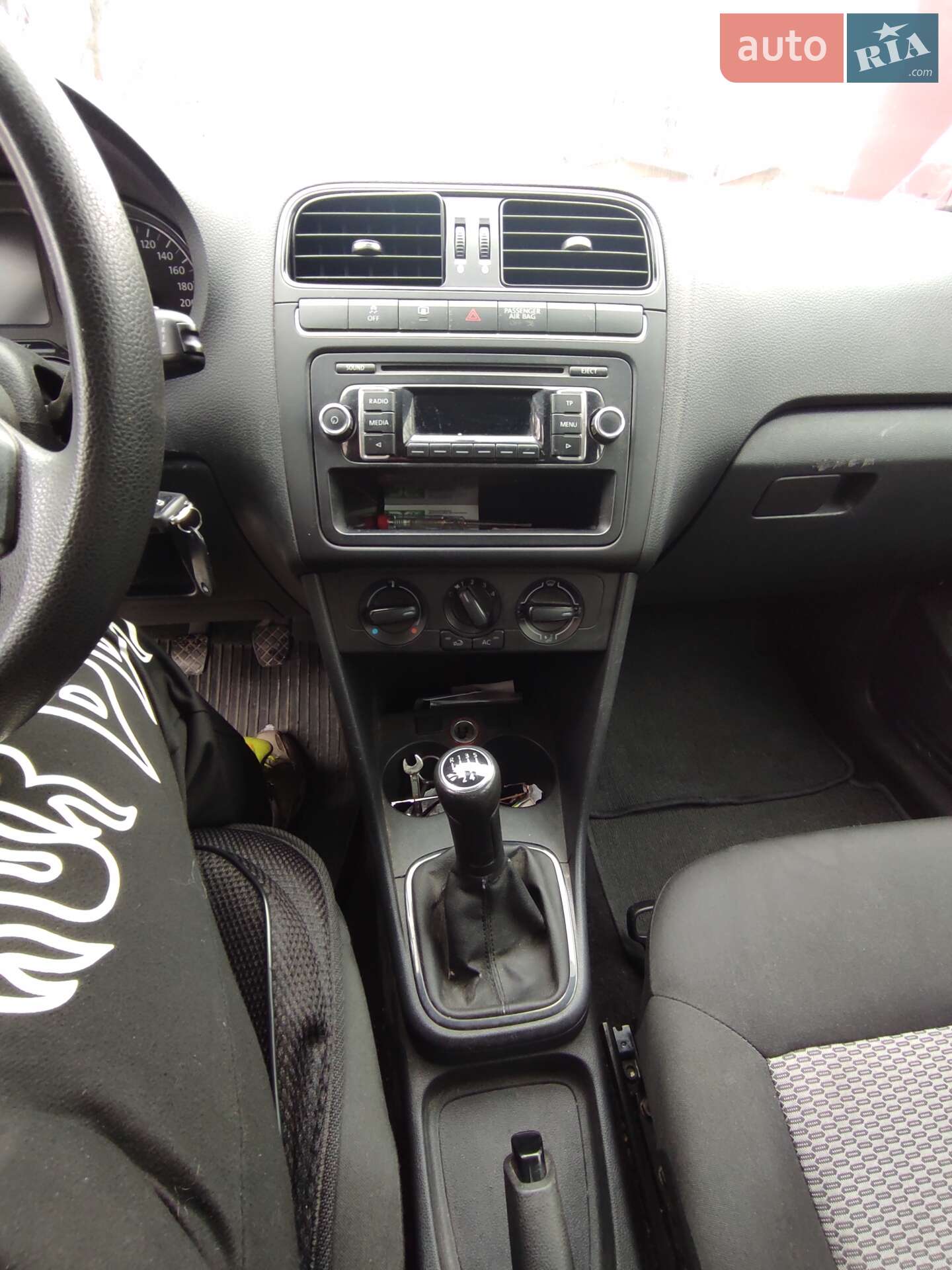 Volkswagen Polo 2011 VIN WVWZZZ6RZCY002046 фото оголошення 9 з 14