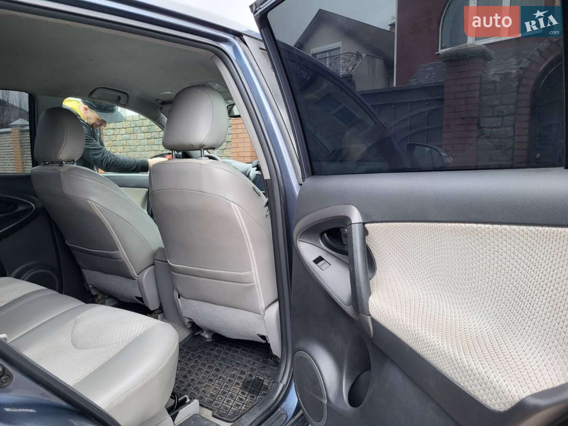 Toyota RAV4 EV 2014 VIN 2T3YL4DV9EW003473 фото оголошення 12 з 26
