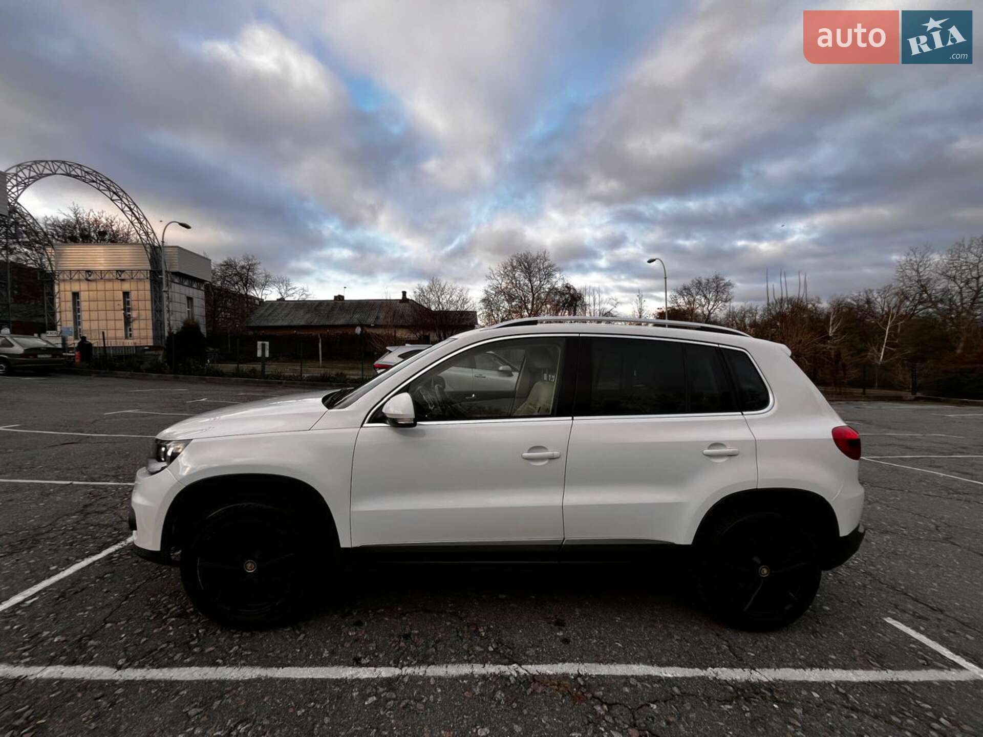 Volkswagen Tiguan 2012 VIN WVGAV7AX5CW564668 фото оголошення 6 з 22