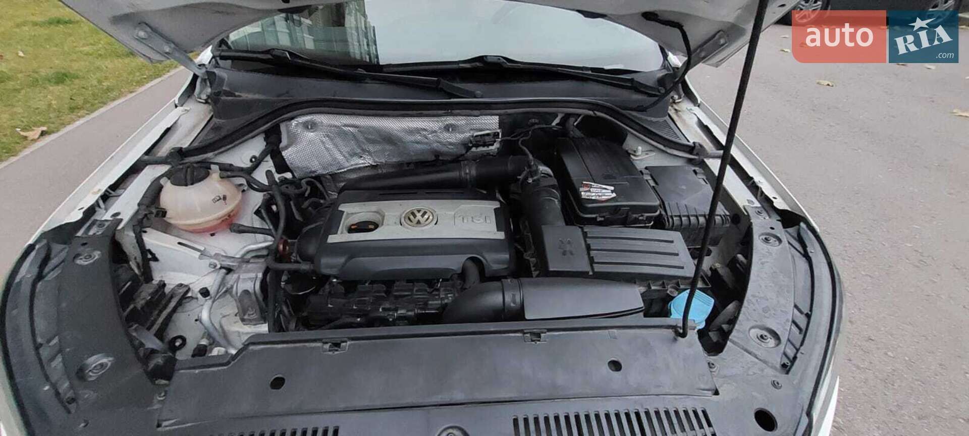 Volkswagen Tiguan 2012 VIN WVGAV7AX5CW564668 фото оголошення 18 з 22
