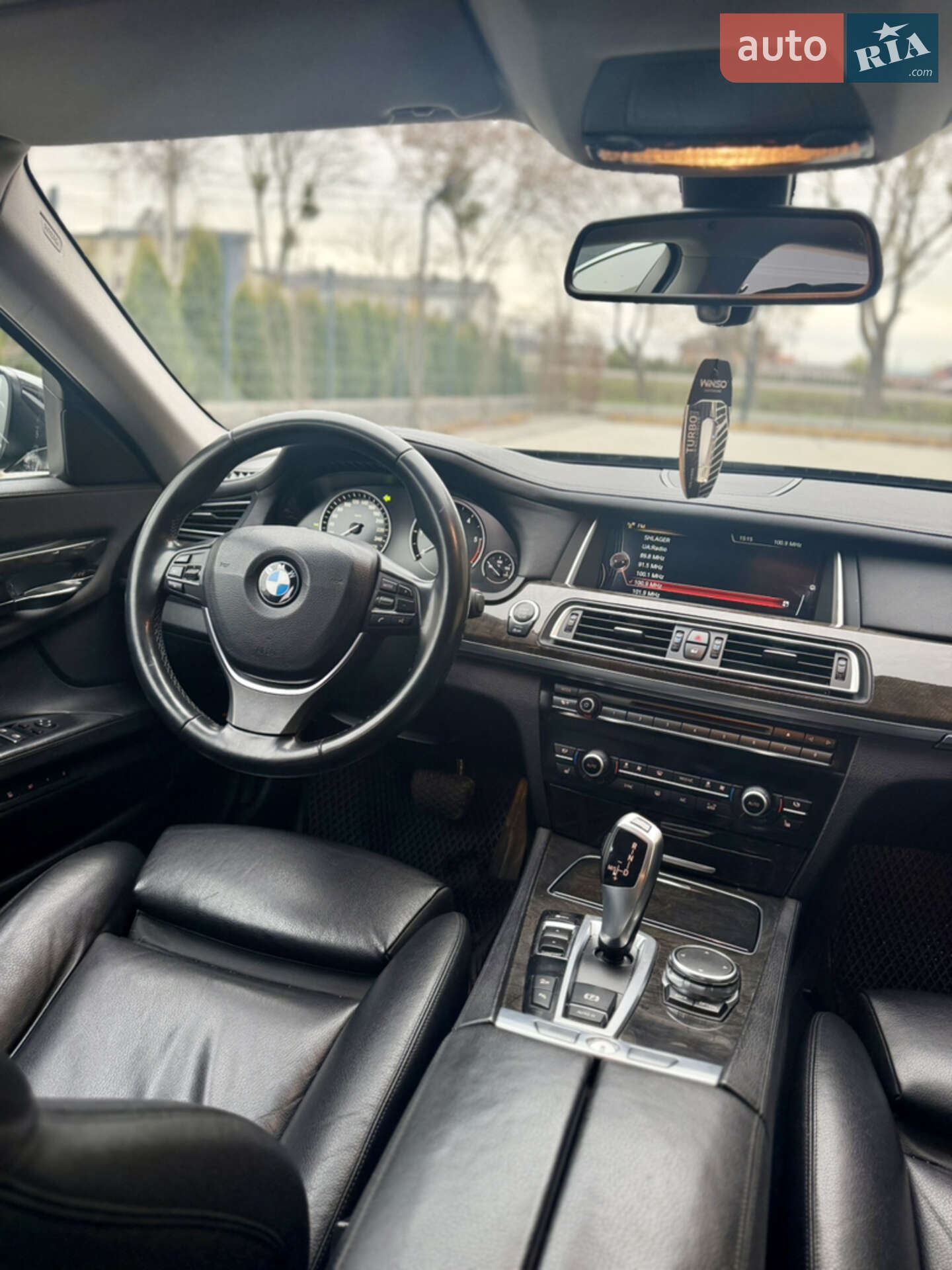 BMW 7 Series 2014 VIN WBAYC41000DZ77337 фото оголошення 12 з 19