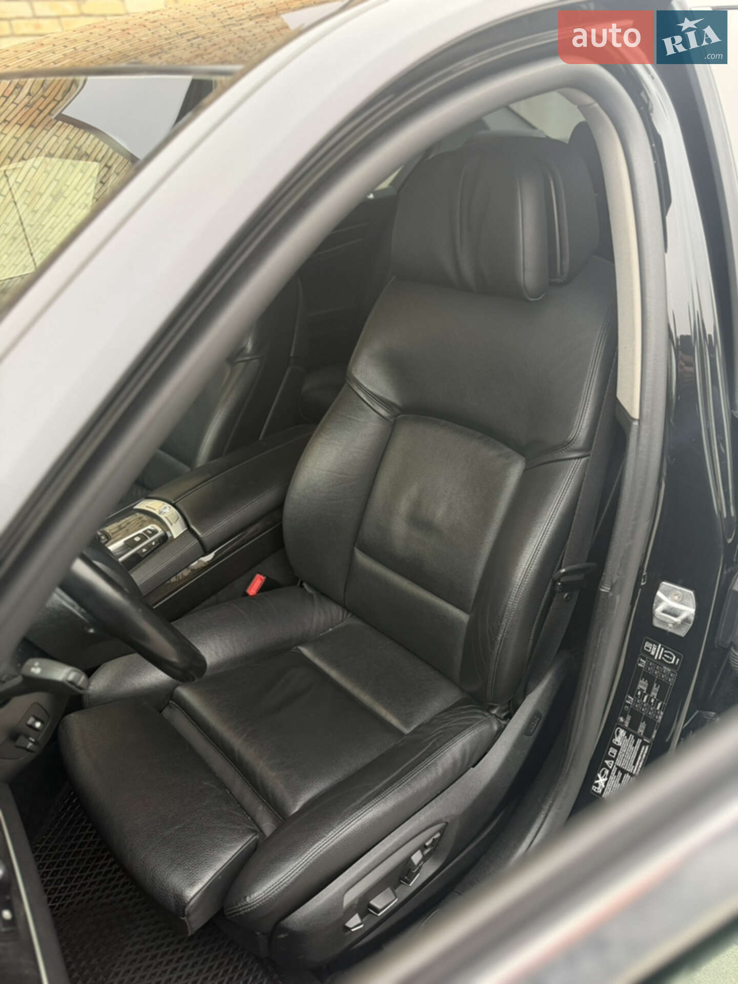 BMW 7 Series 2014 VIN WBAYC41000DZ77337 фото оголошення 14 з 19