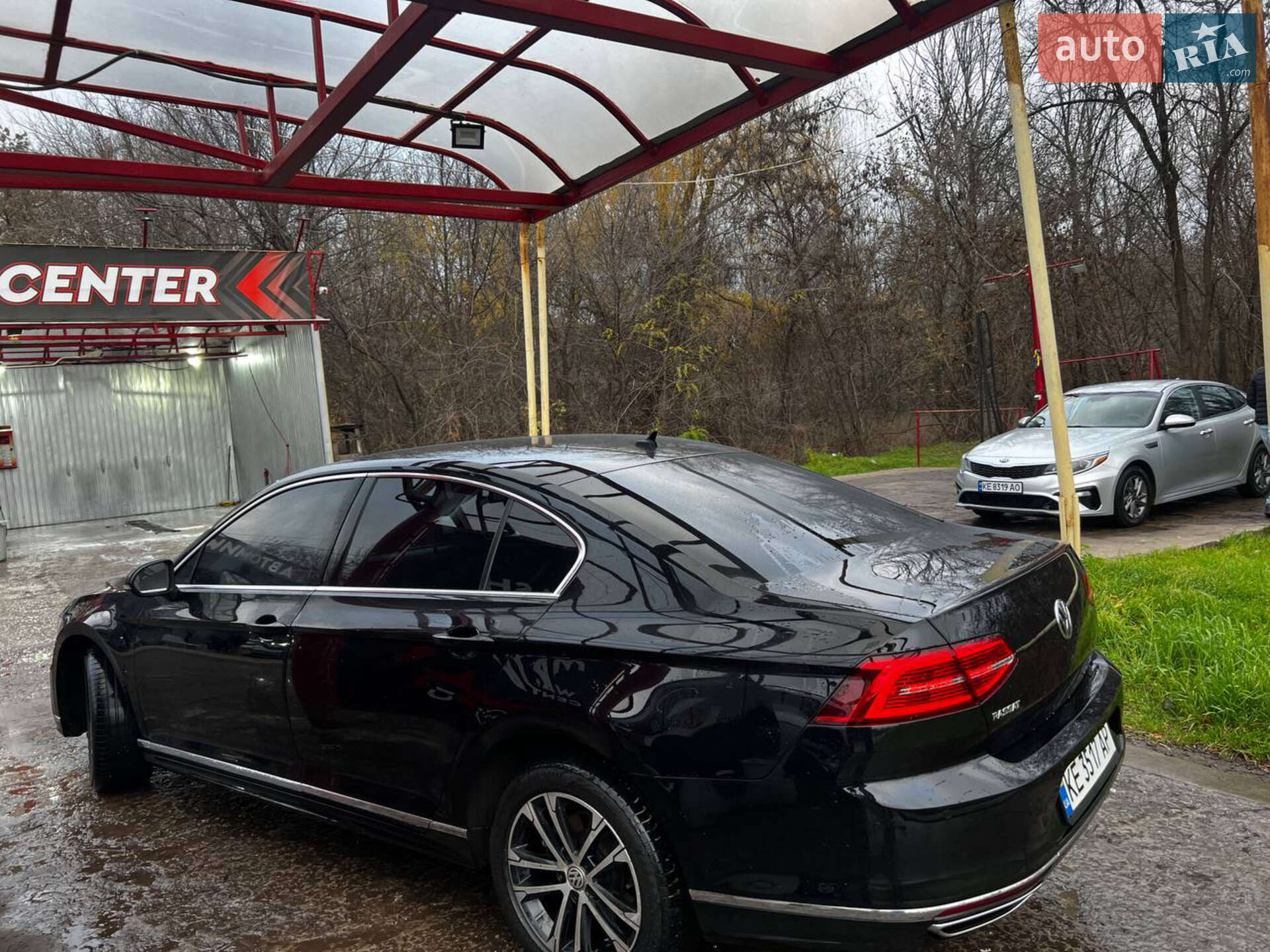 Volkswagen Passat 2018 VIN WVWZZZ3CZKE041724 фото оголошення 2 з 11