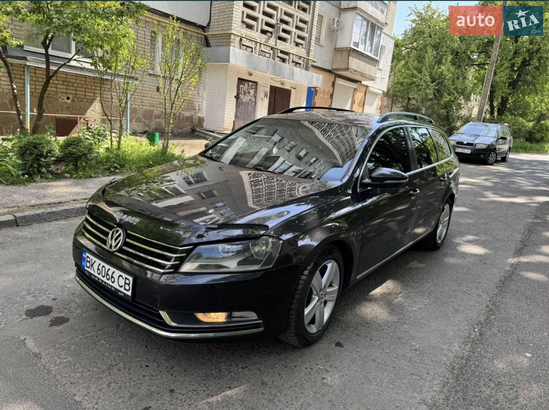 Volkswagen Passat 2011 VIN WVWZZZ3CZBE328067 фото оголошення 3 з 13