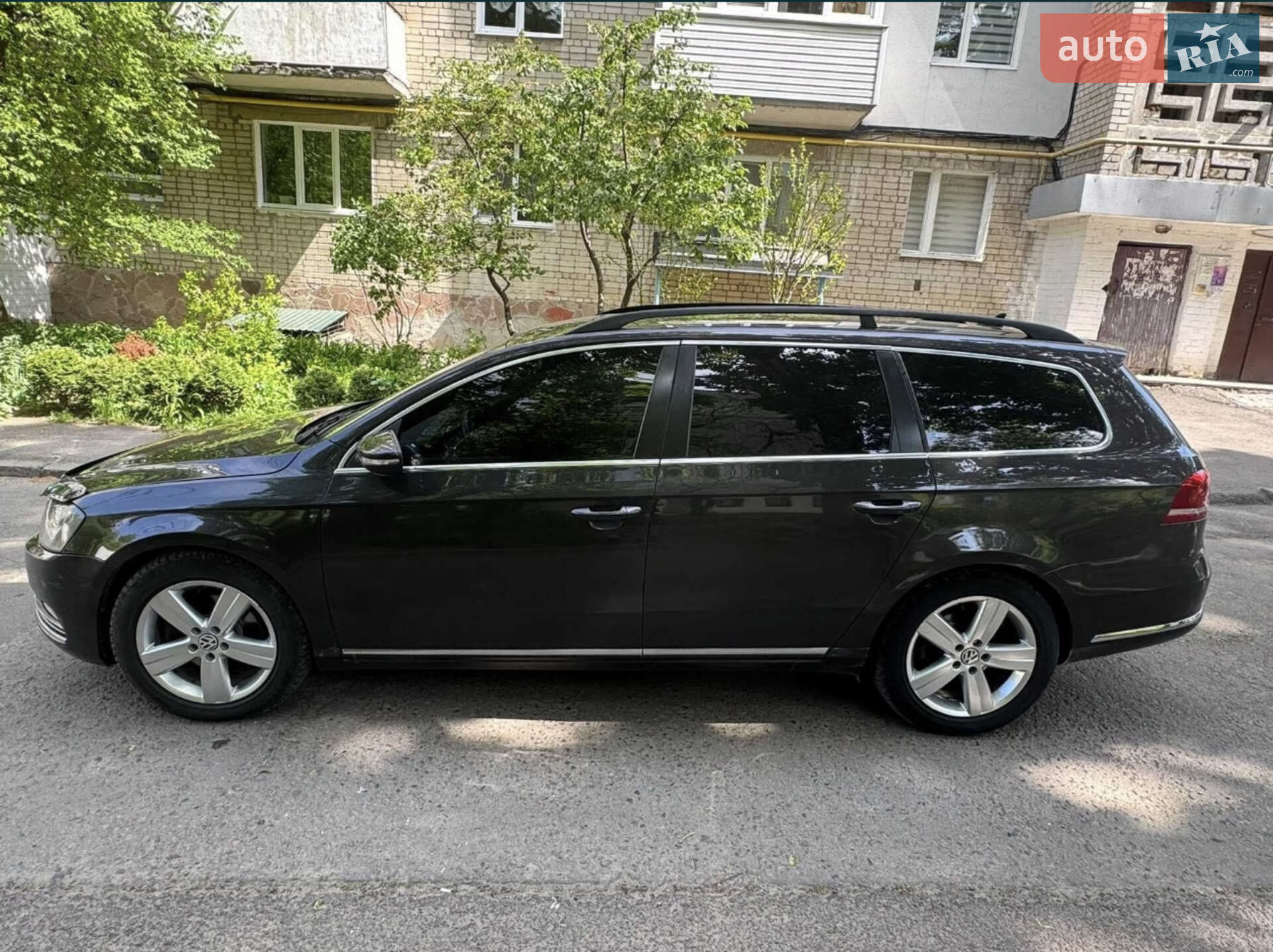 Volkswagen Passat 2011 VIN WVWZZZ3CZBE328067 фото оголошення 5 з 13