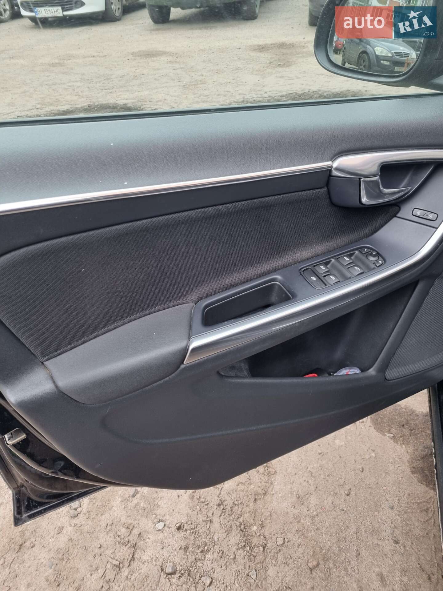 Volvo V60 2012 VIN YV1FW84A1D1113225 фото оголошення 7 з 14
