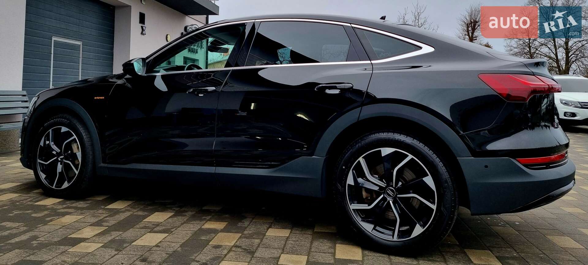 Audi e-tron Sportback 2022 VIN WAUZZZGE6NB016750 фото оголошення 35 з 106