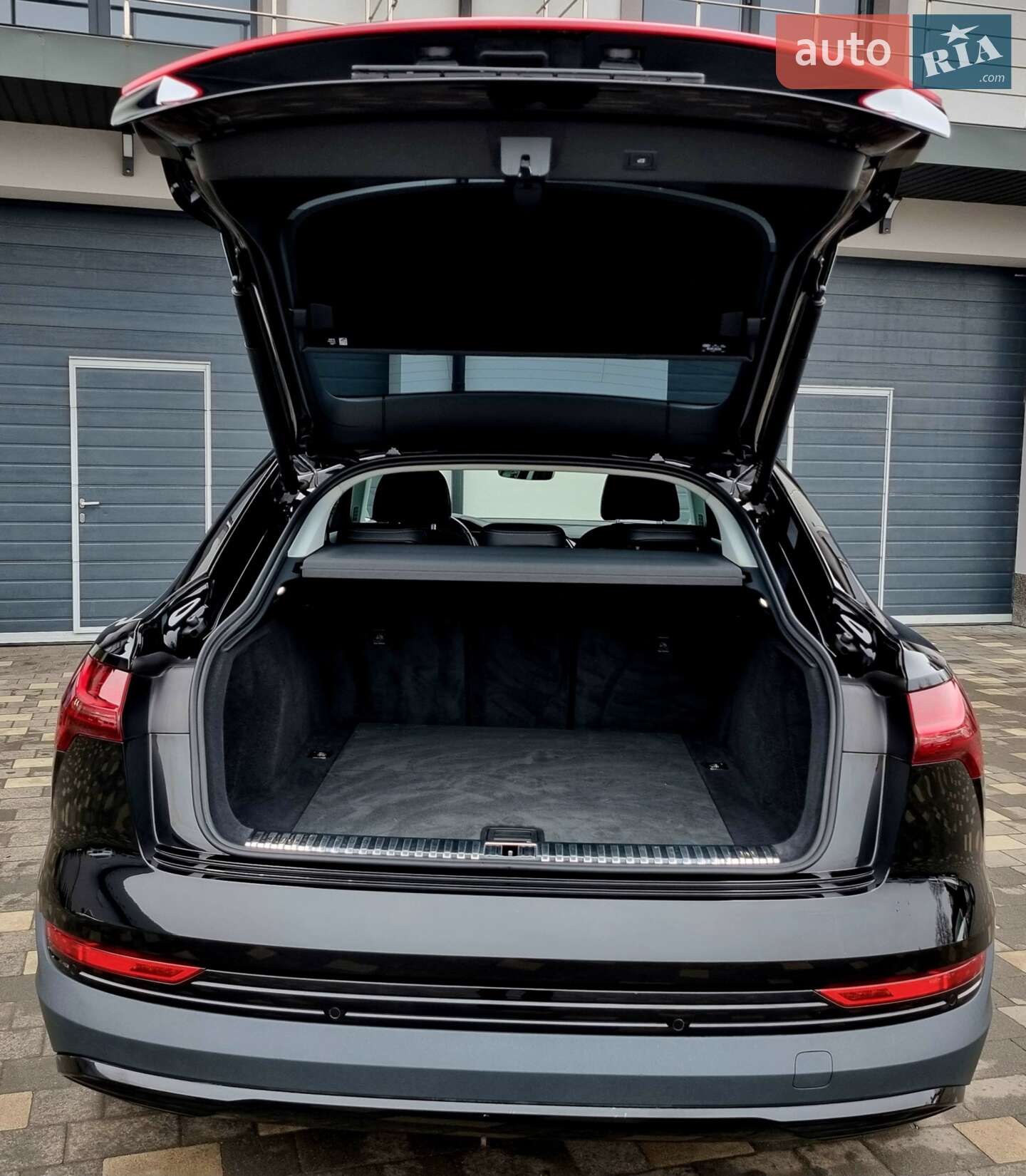 Audi e-tron Sportback 2022 VIN WAUZZZGE6NB016750 фото оголошення 45 з 106