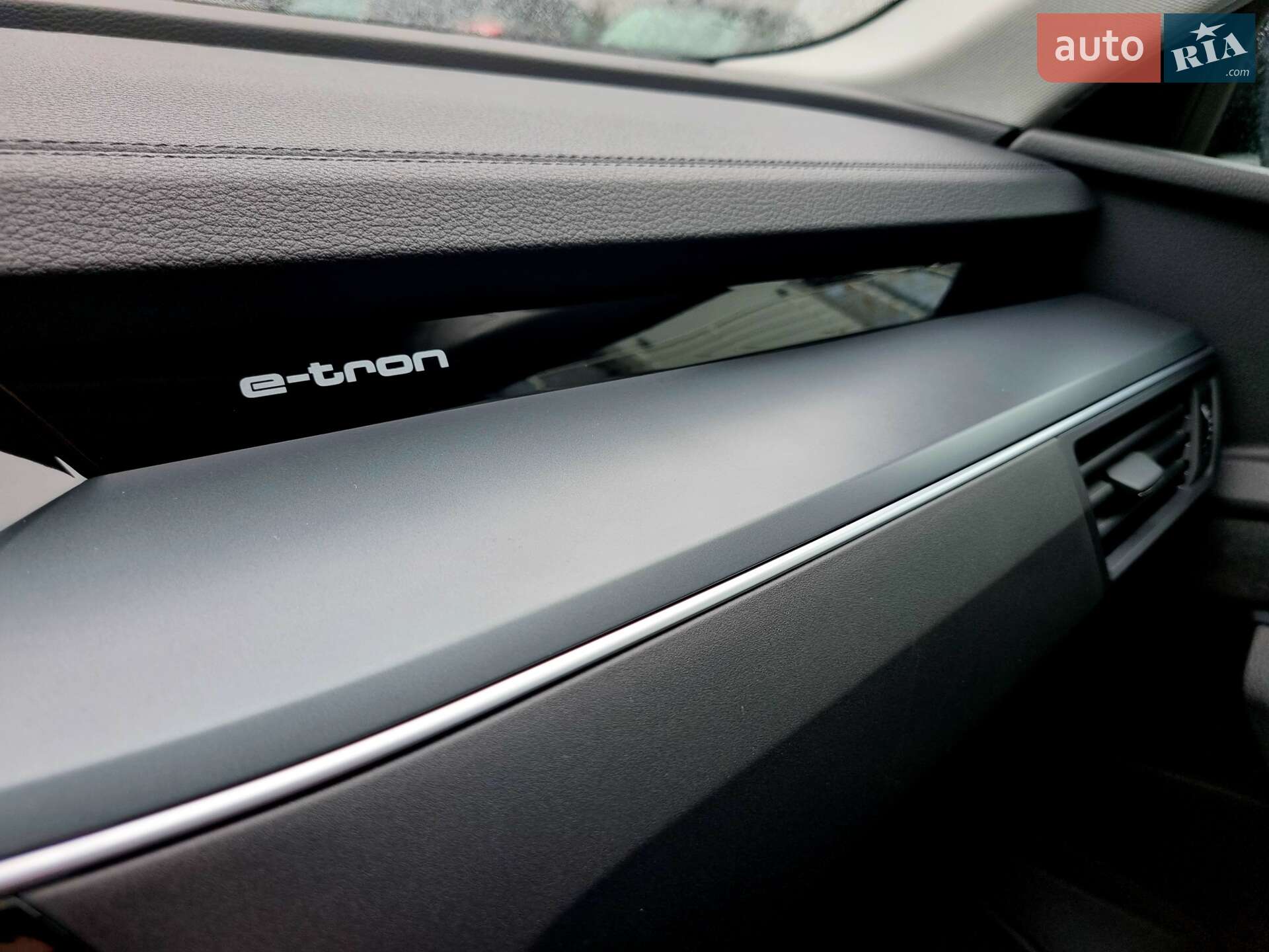 Audi e-tron Sportback 2022 VIN WAUZZZGE6NB016750 фото оголошення 88 з 106