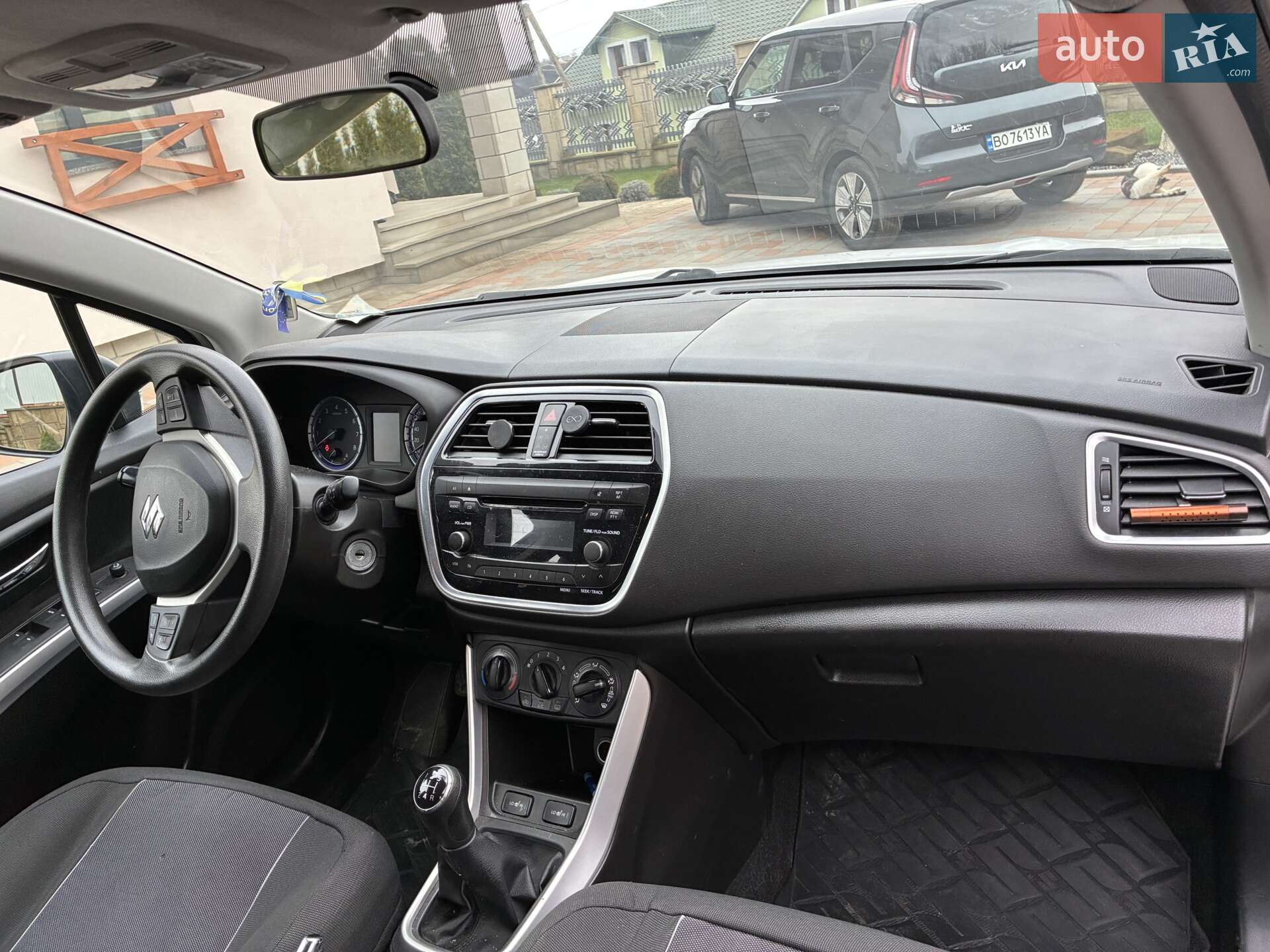 Suzuki SX4 2019 VIN TSMJYB22S00705174 фото оголошення 6 з 16