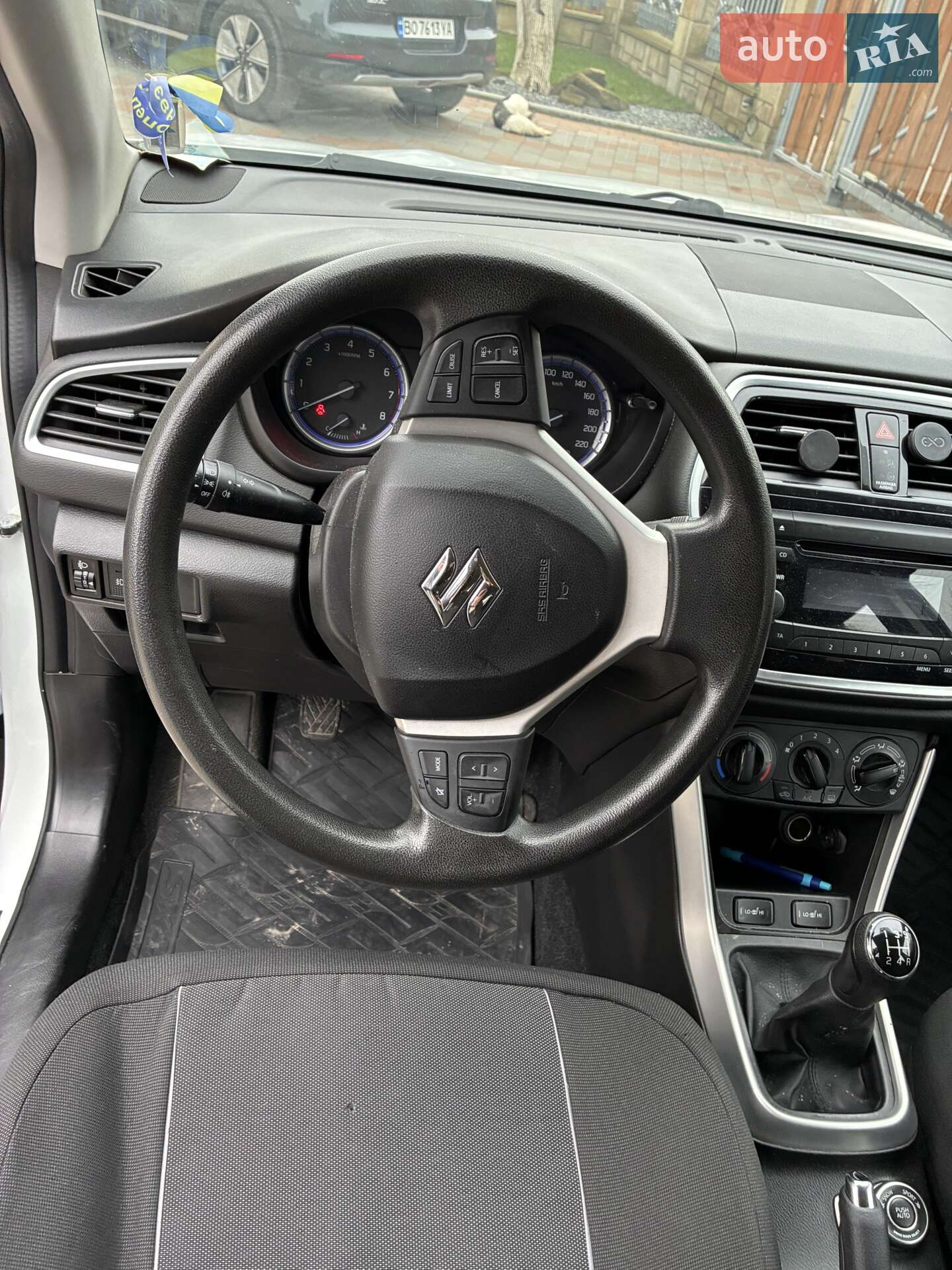 Suzuki SX4 2019 VIN TSMJYB22S00705174 фото оголошення 12 з 16