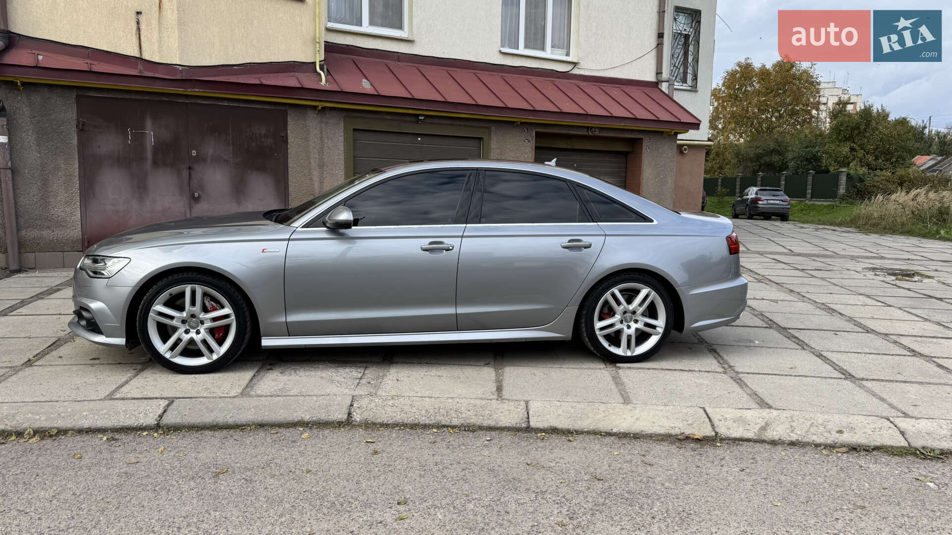 Audi A6 2016 VIN WAUFGAFC6GN152856 фото оголошення 4 з 44